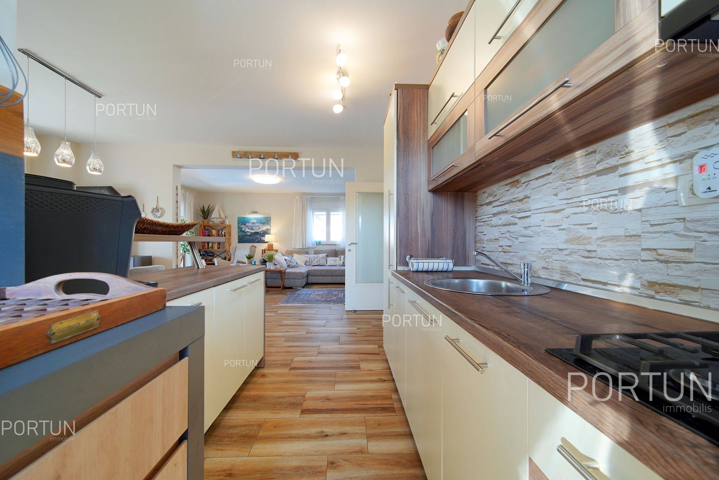 House for Sale in Rovinj - 20862 - 04