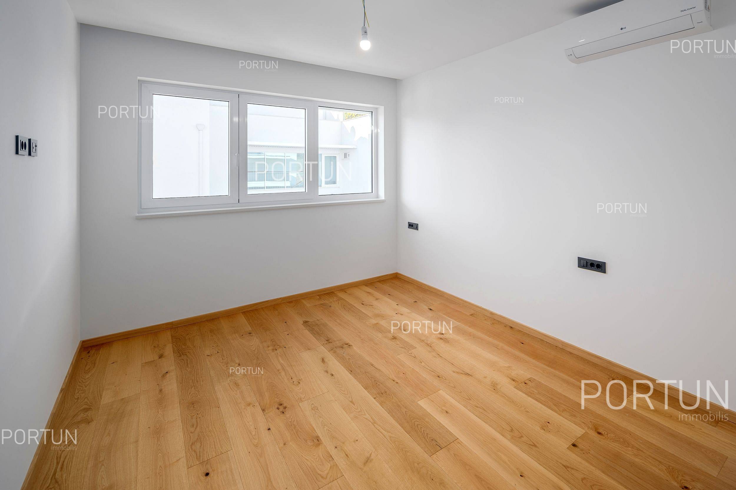 Stan na prodaju  Rovinj - 10701 - 05