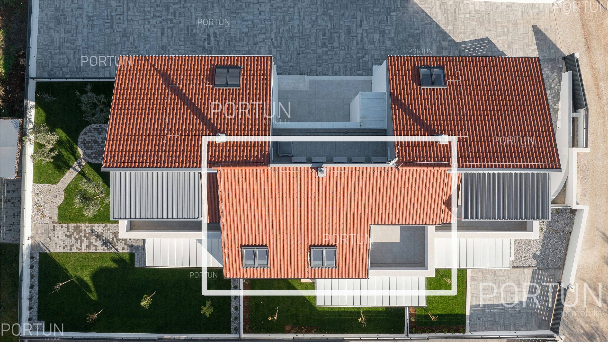 Stan na prodaju  Rovinj - 10701 - 02