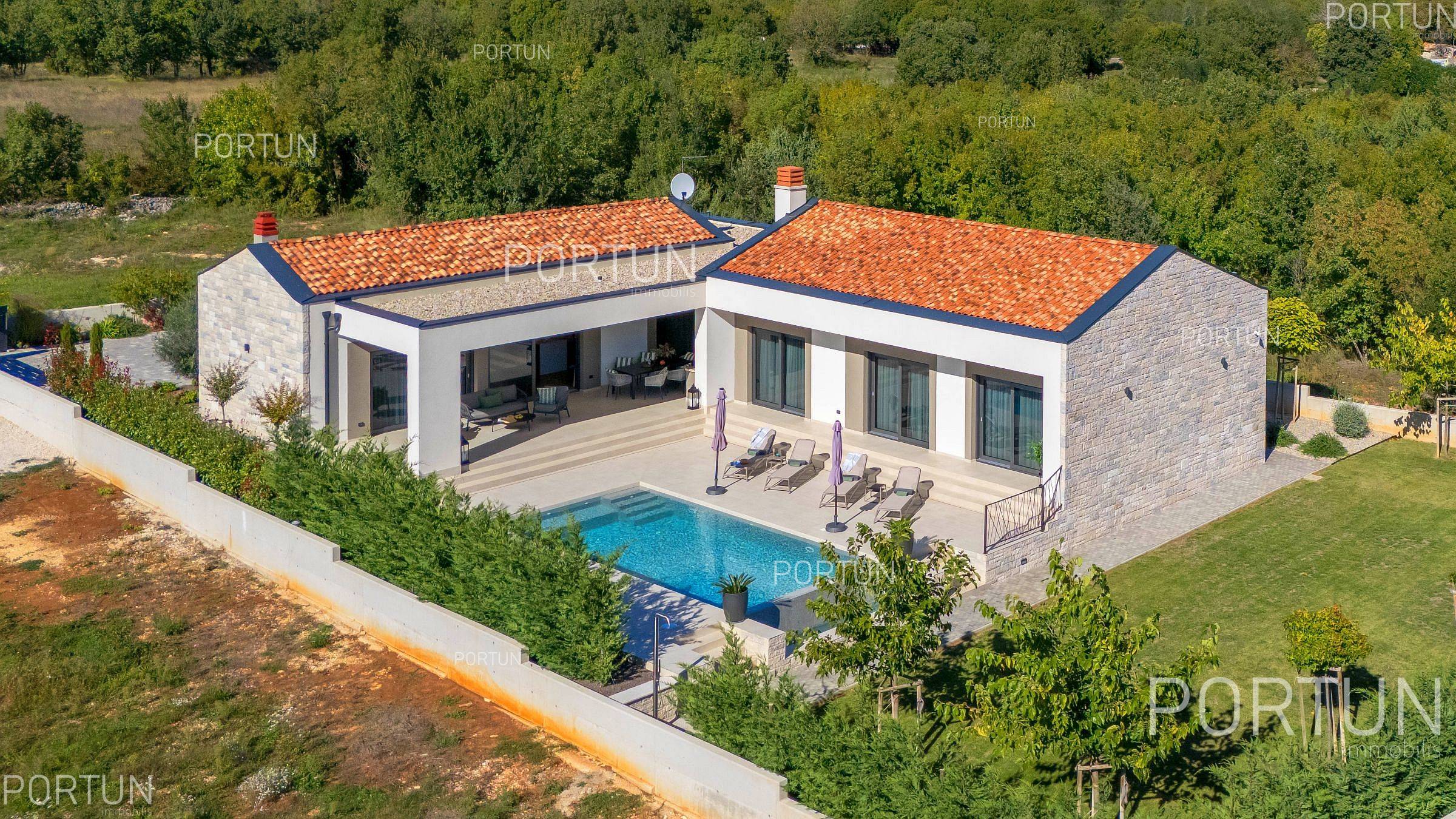 Kuća na prodaju Rovinj - 20874 - 02