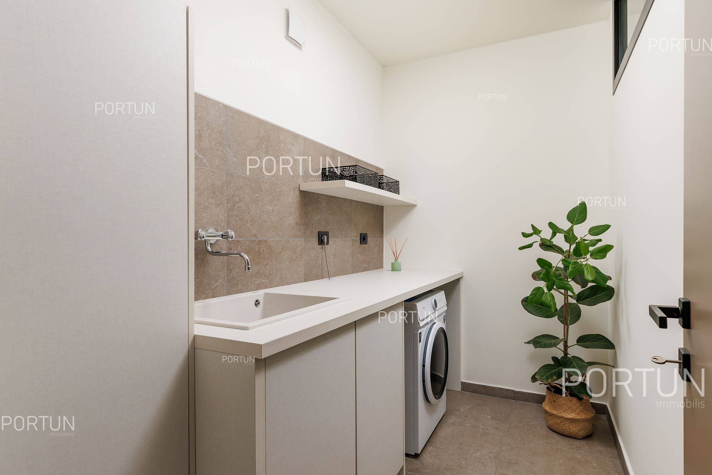 Kuća na prodaju Rovinj - 20874 - 23