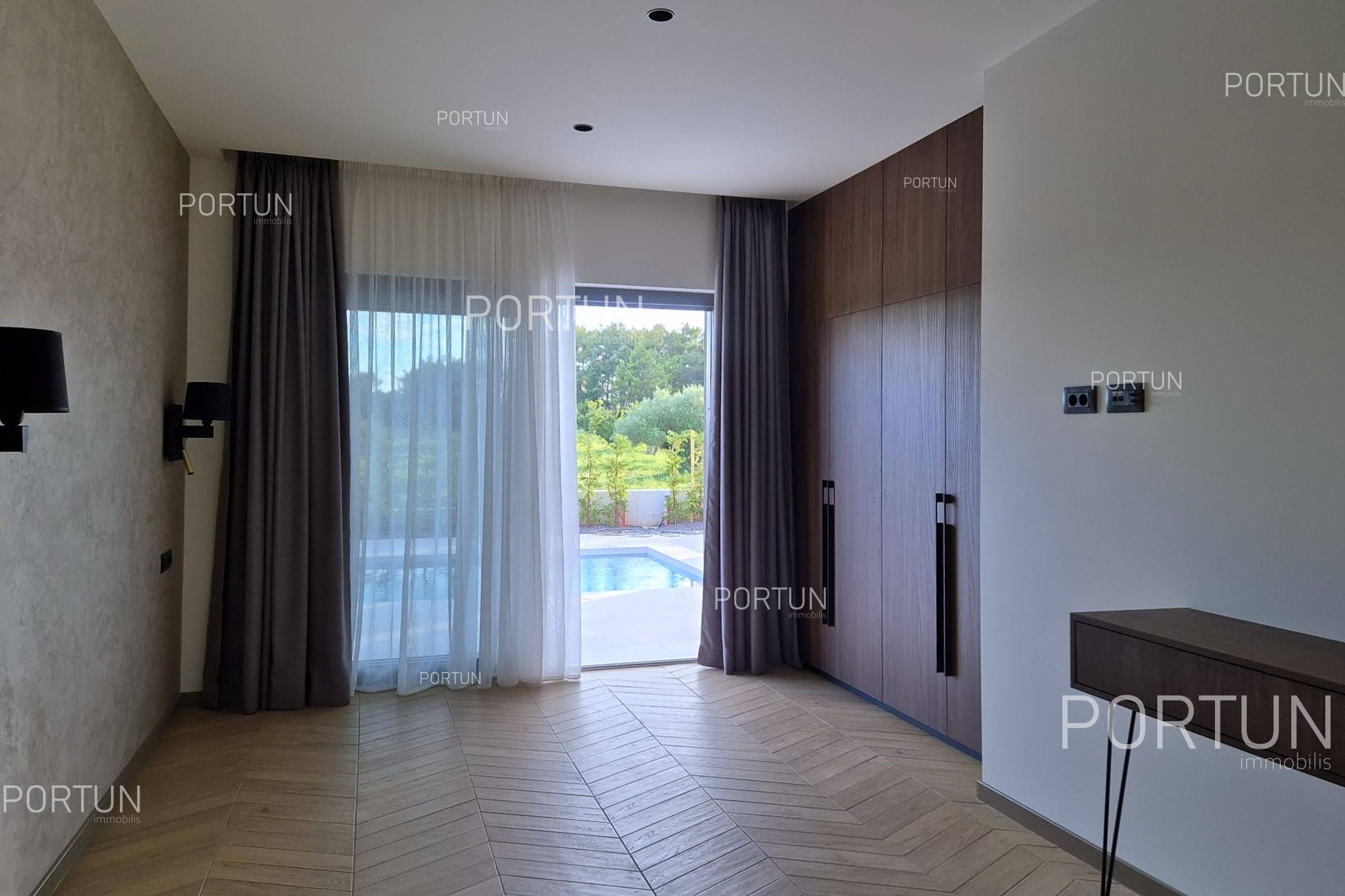 Haus zum Verkauf in  Rovinj - 20874 - 05