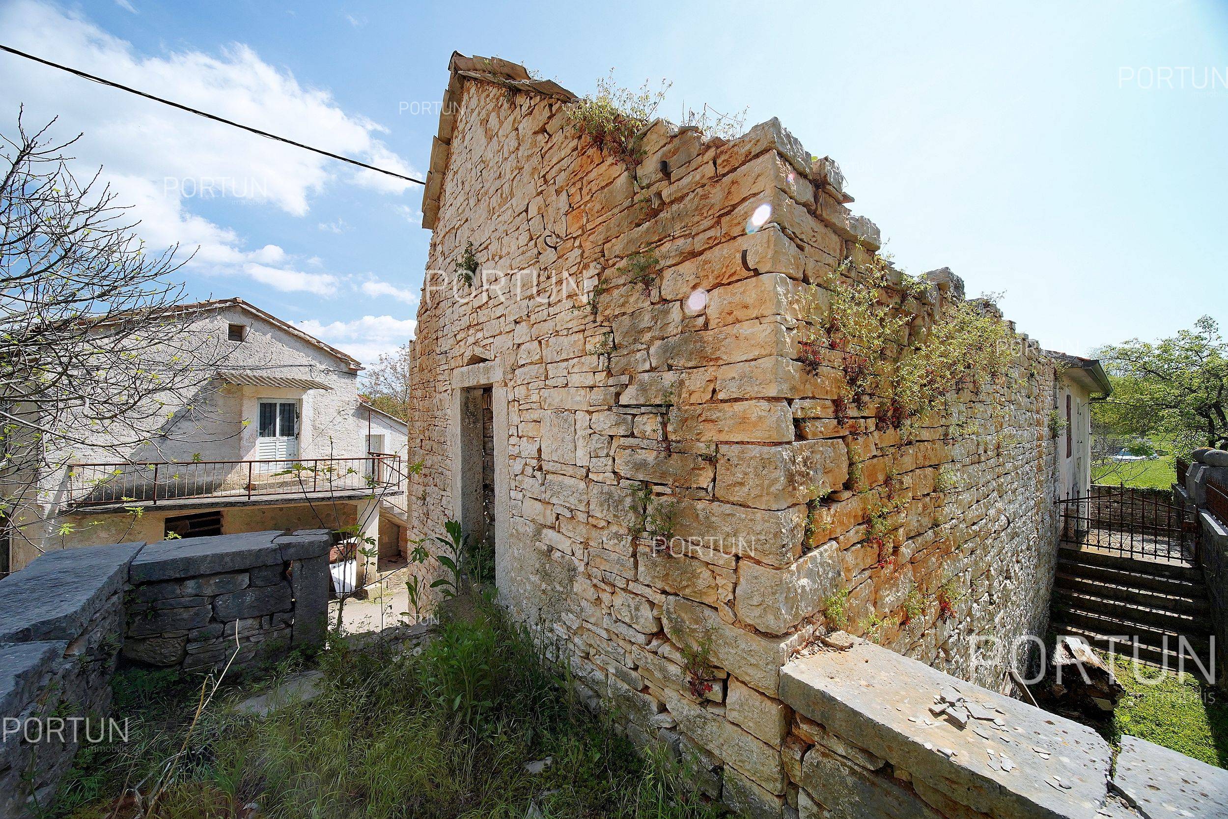 Будинок на продаж у Пазін - 20881 - 06
