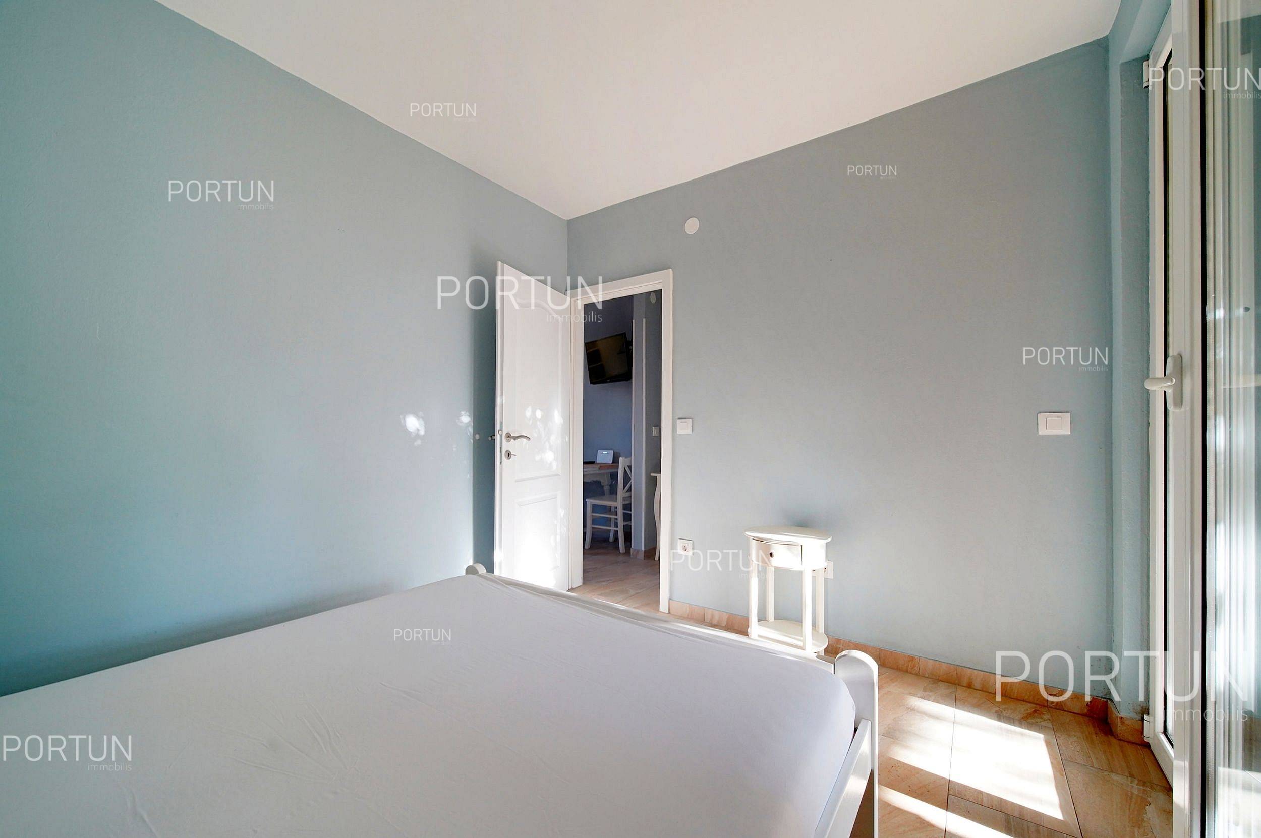 Appartamento in vendita a Rovigno - 10718 - 02