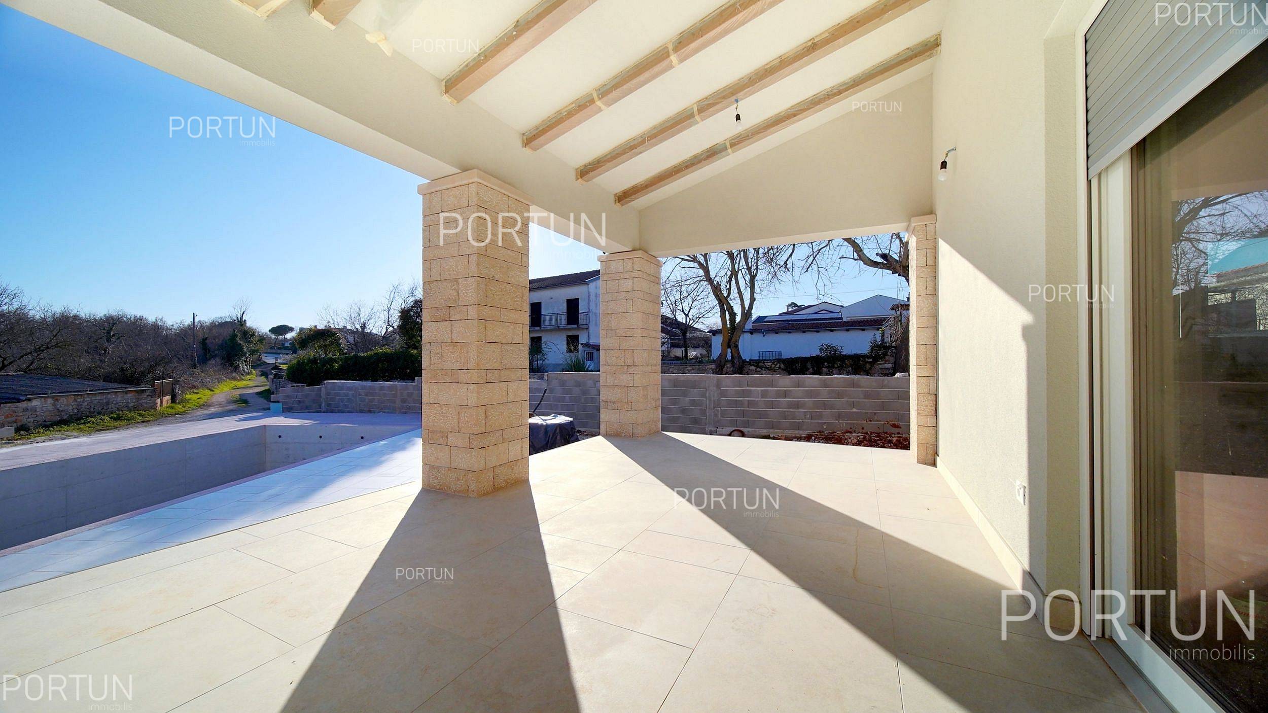Casa in vendita a Rovigno - 20888 - 09