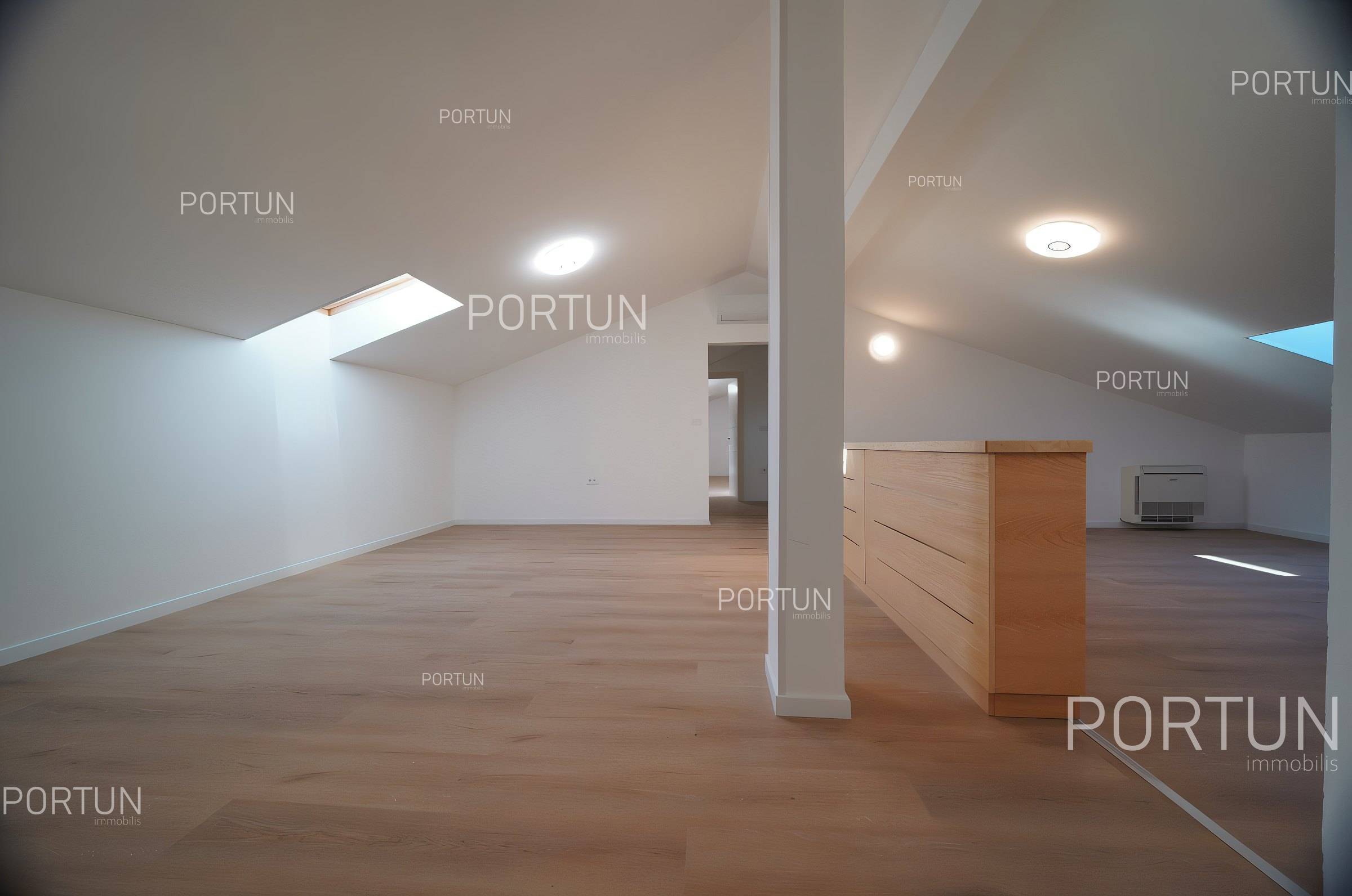 Appartamento in vendita a Rovigno - 10719 - 02