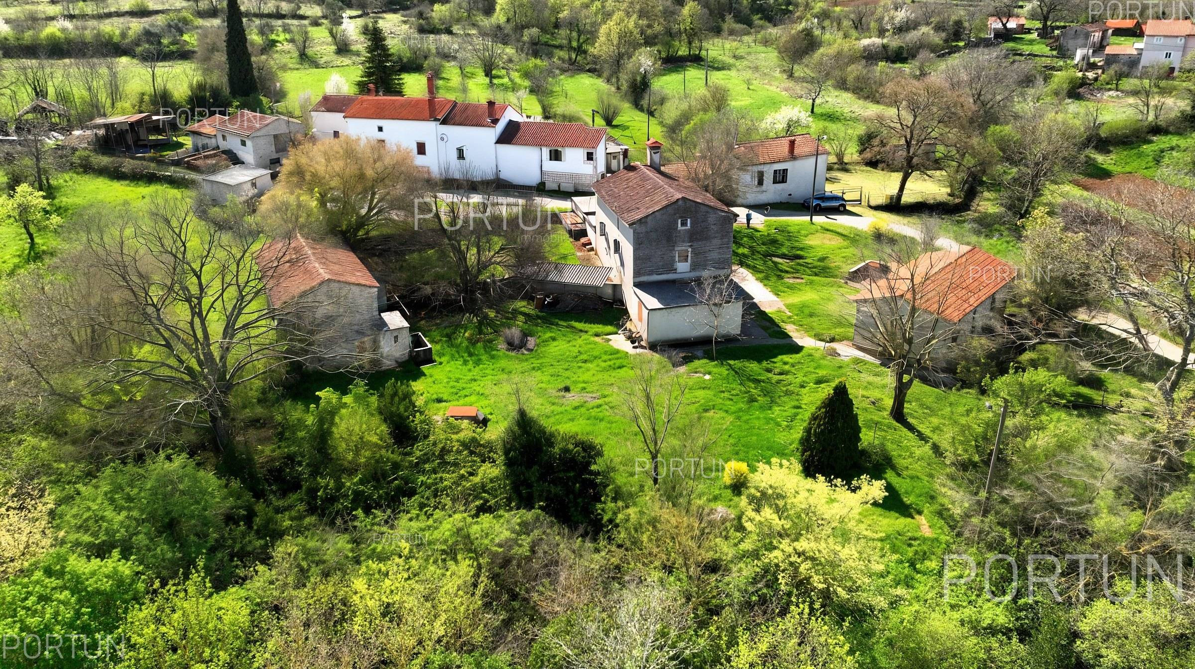 House for Sale in Kršan - 20898 - 03