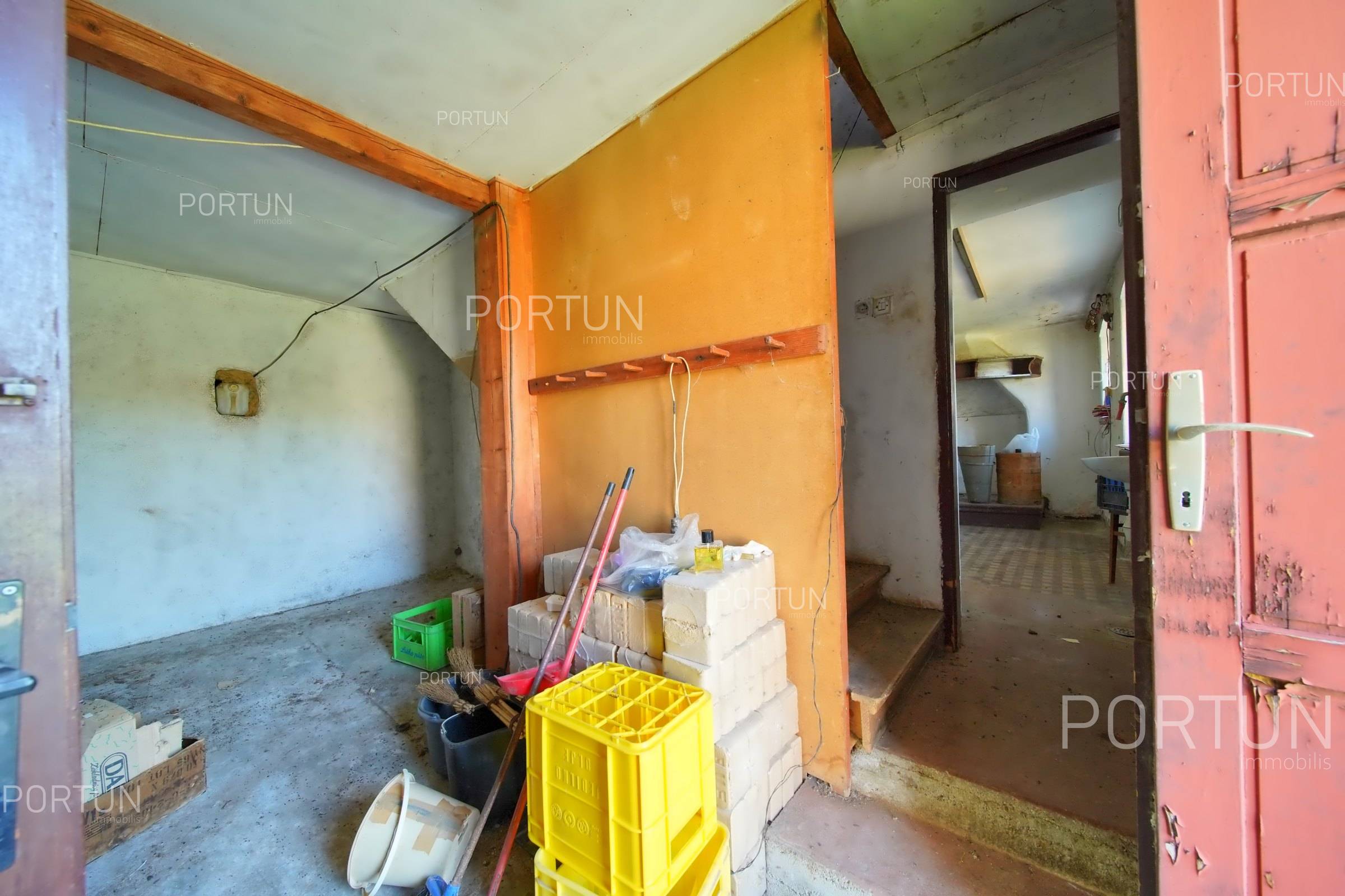 House for Sale in Kršan - 20898 - 11