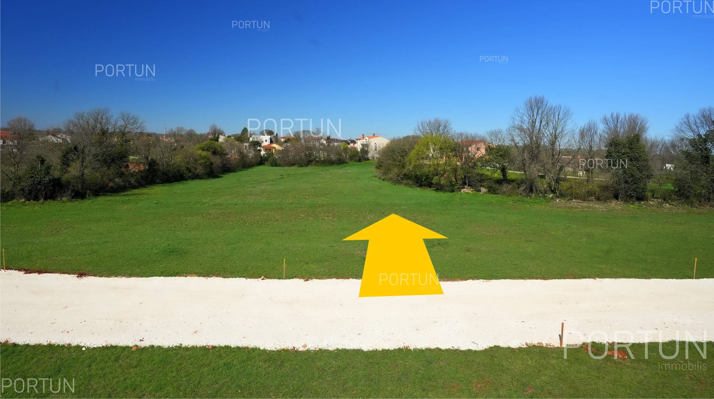 Plot of land for Sale in Marčana - 40608 - 03