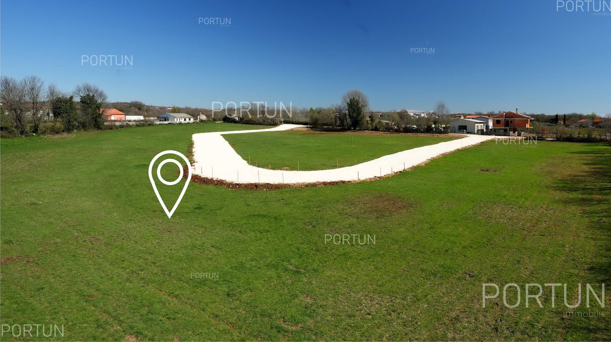 Plot of land for Sale in Marčana - 40611 - 03