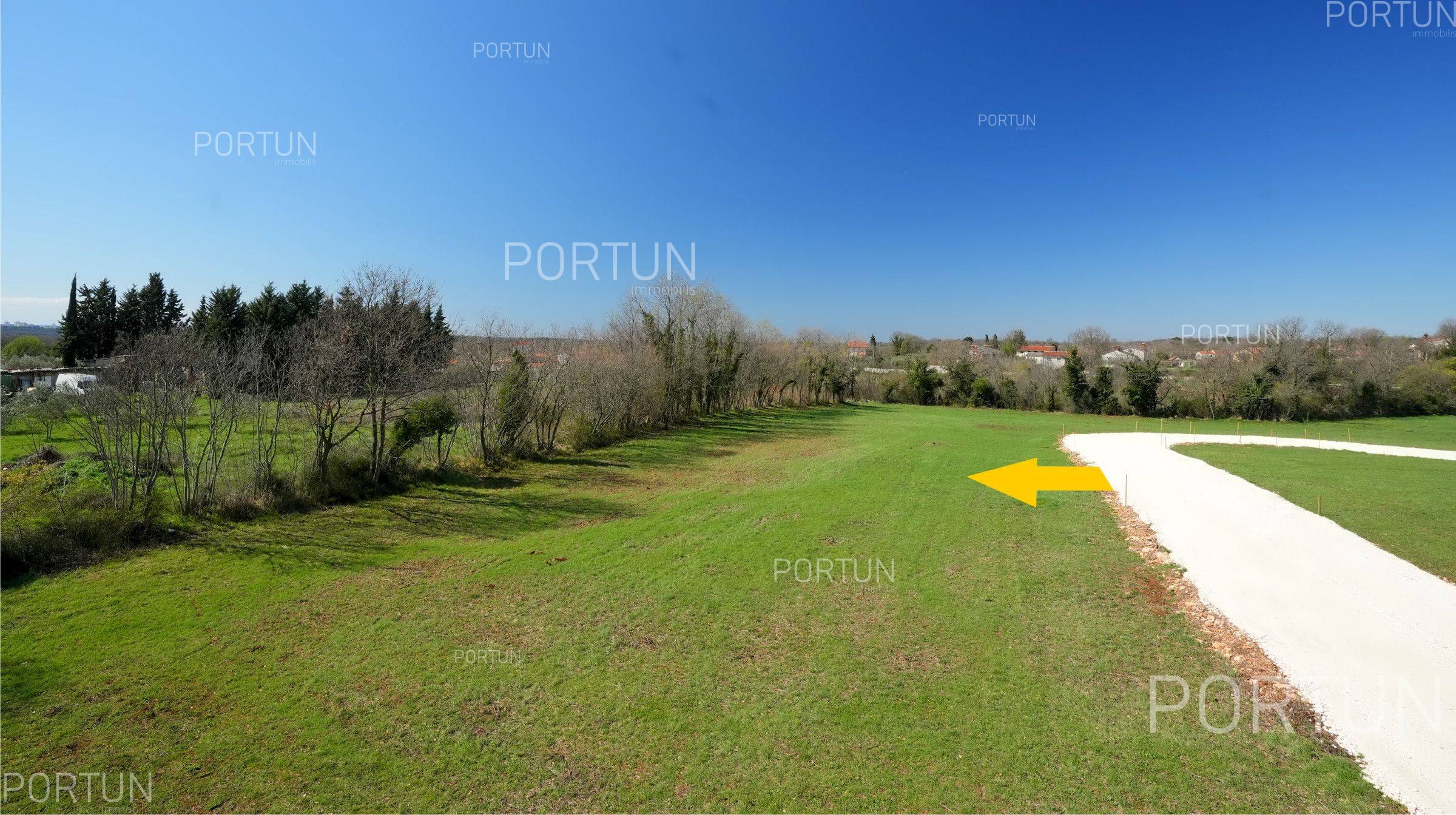 Plot of land for Sale in Marčana - 40615 - 04
