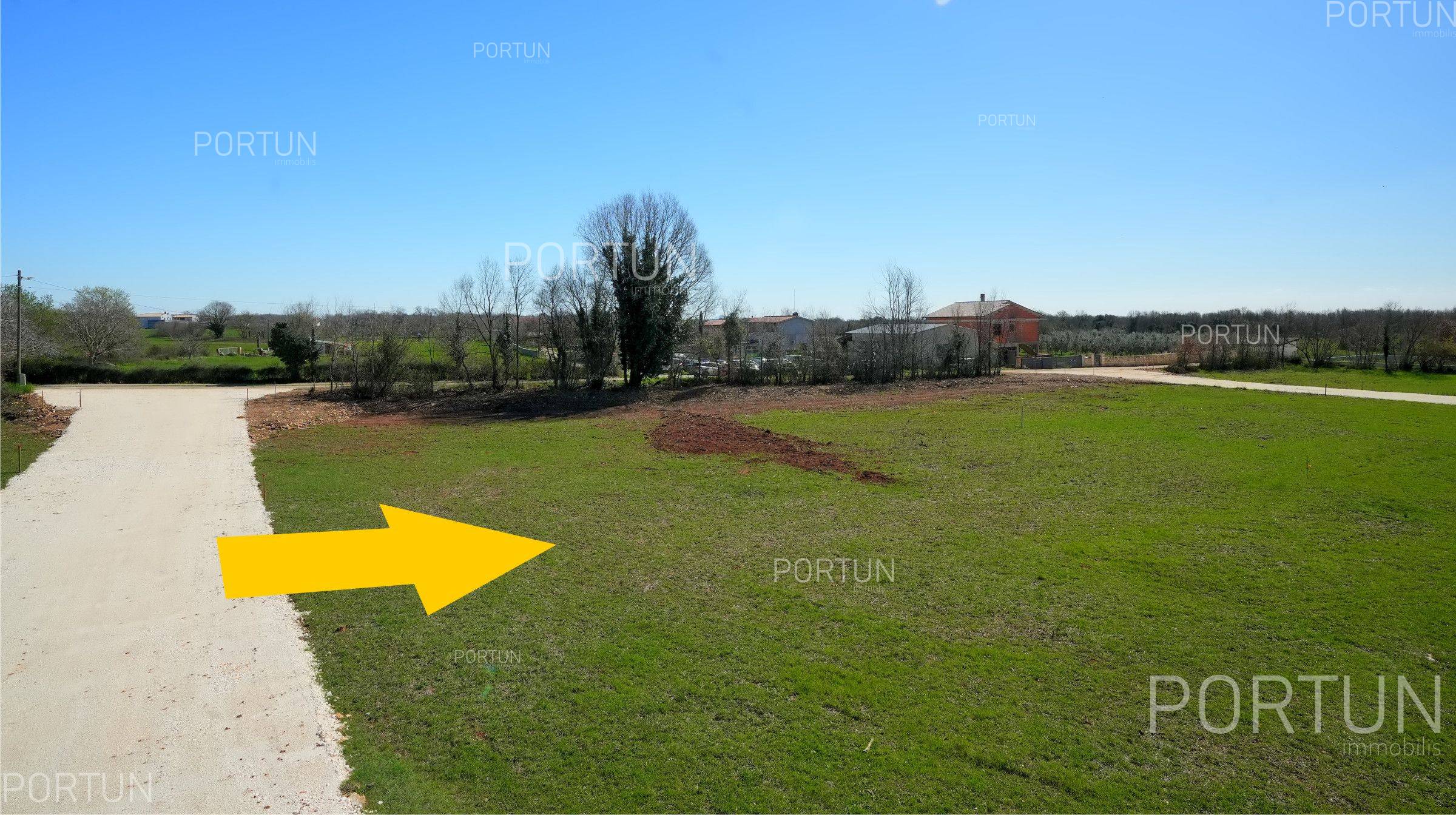 Plot of land for Sale in Marčana - 40621 - 04