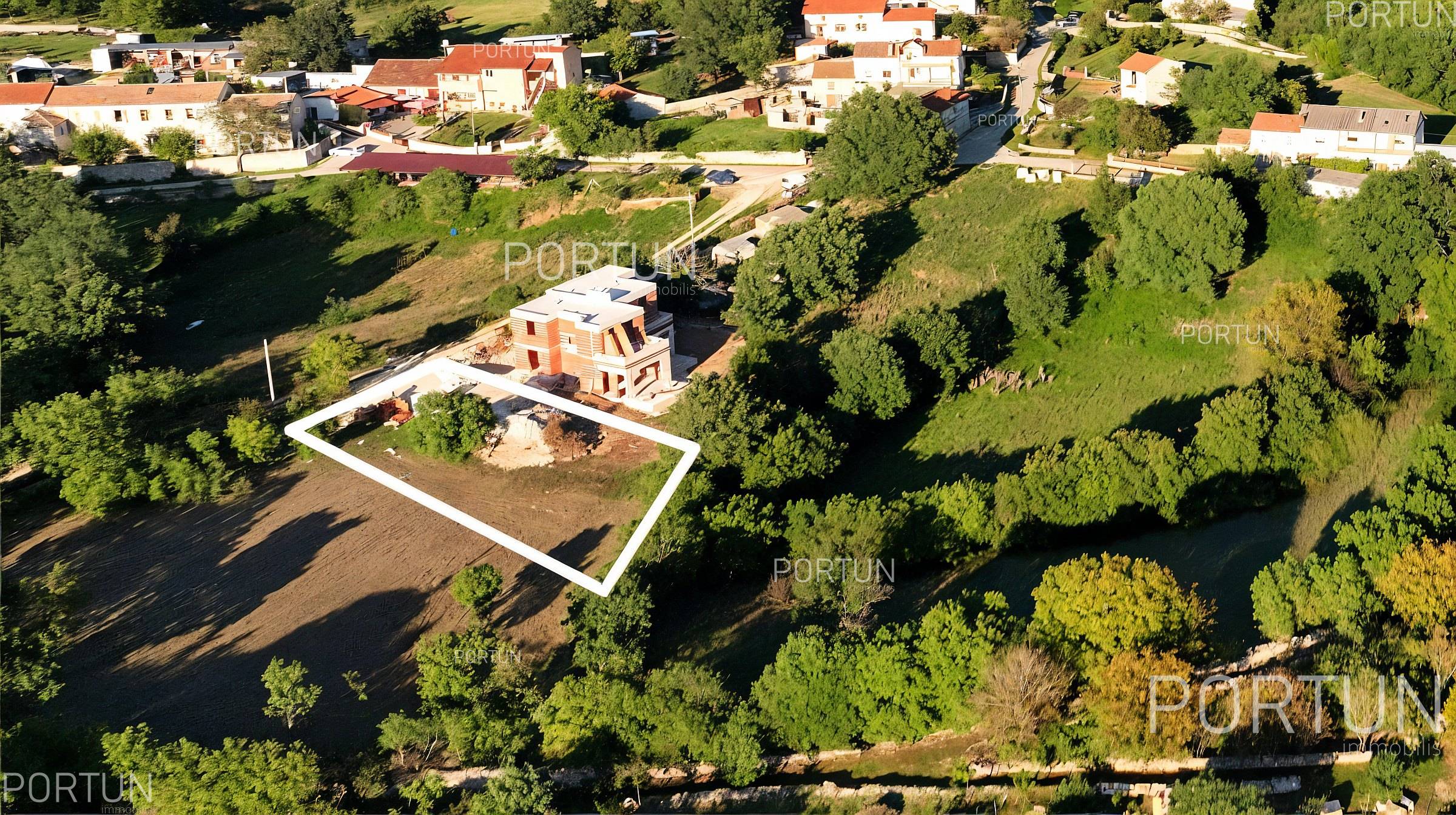Terreno in vendita a Savincenti - 40630 - 03