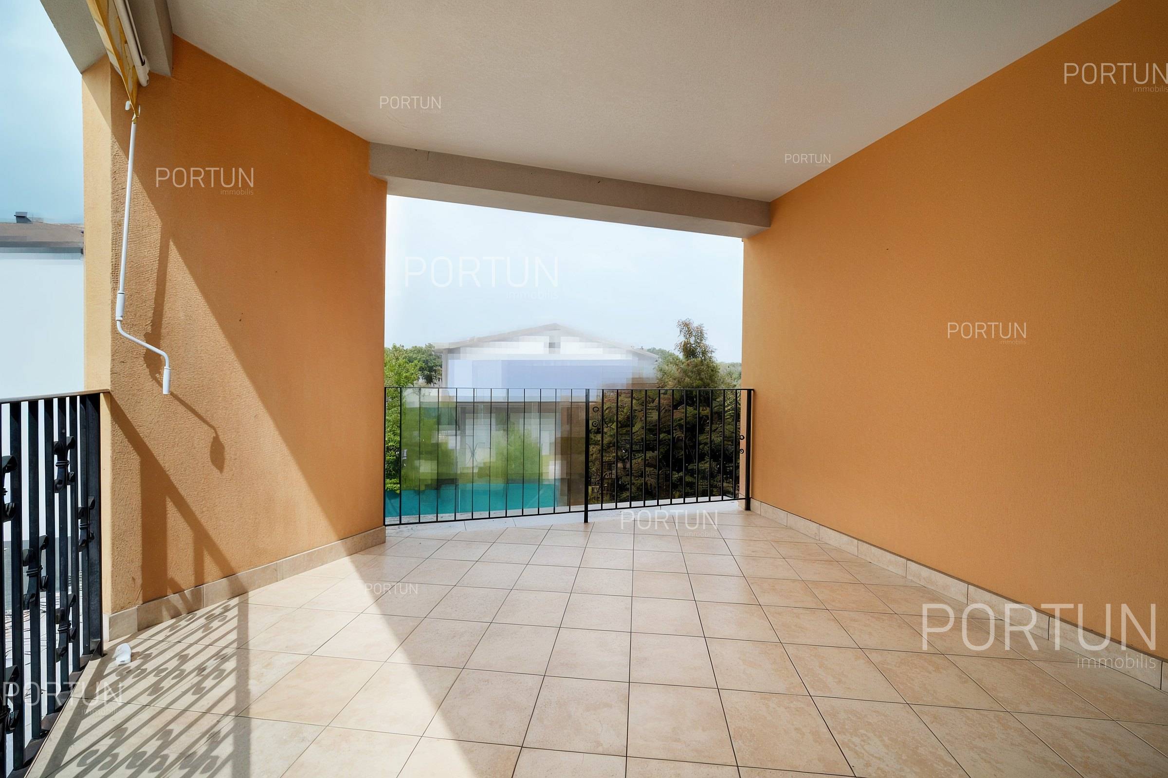 Appartamento in vendita a Rovigno - 10721 - 01