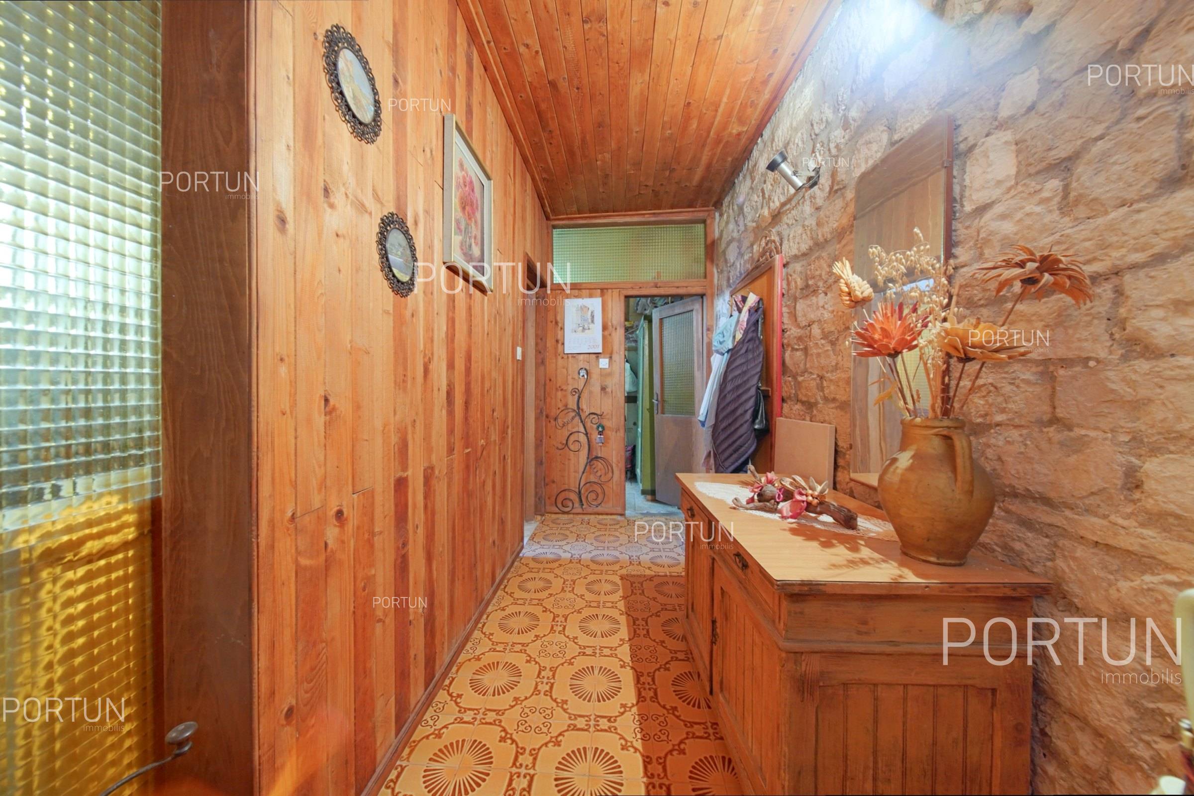 House for Sale in Rovinj - 20905 - 08