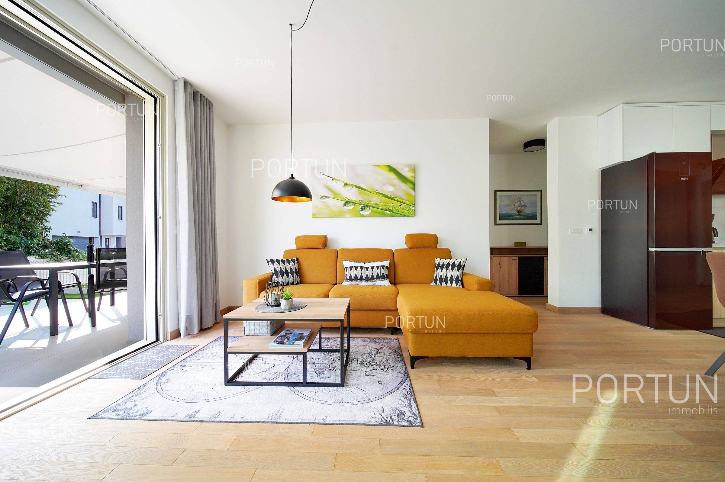 Appartamento in vendita a Rovigno - 10729 - 01