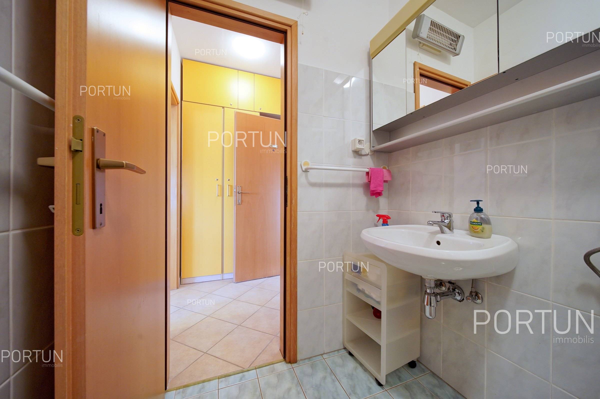Wohnung zum Verkauf in Rovinj - 10727 - 02
