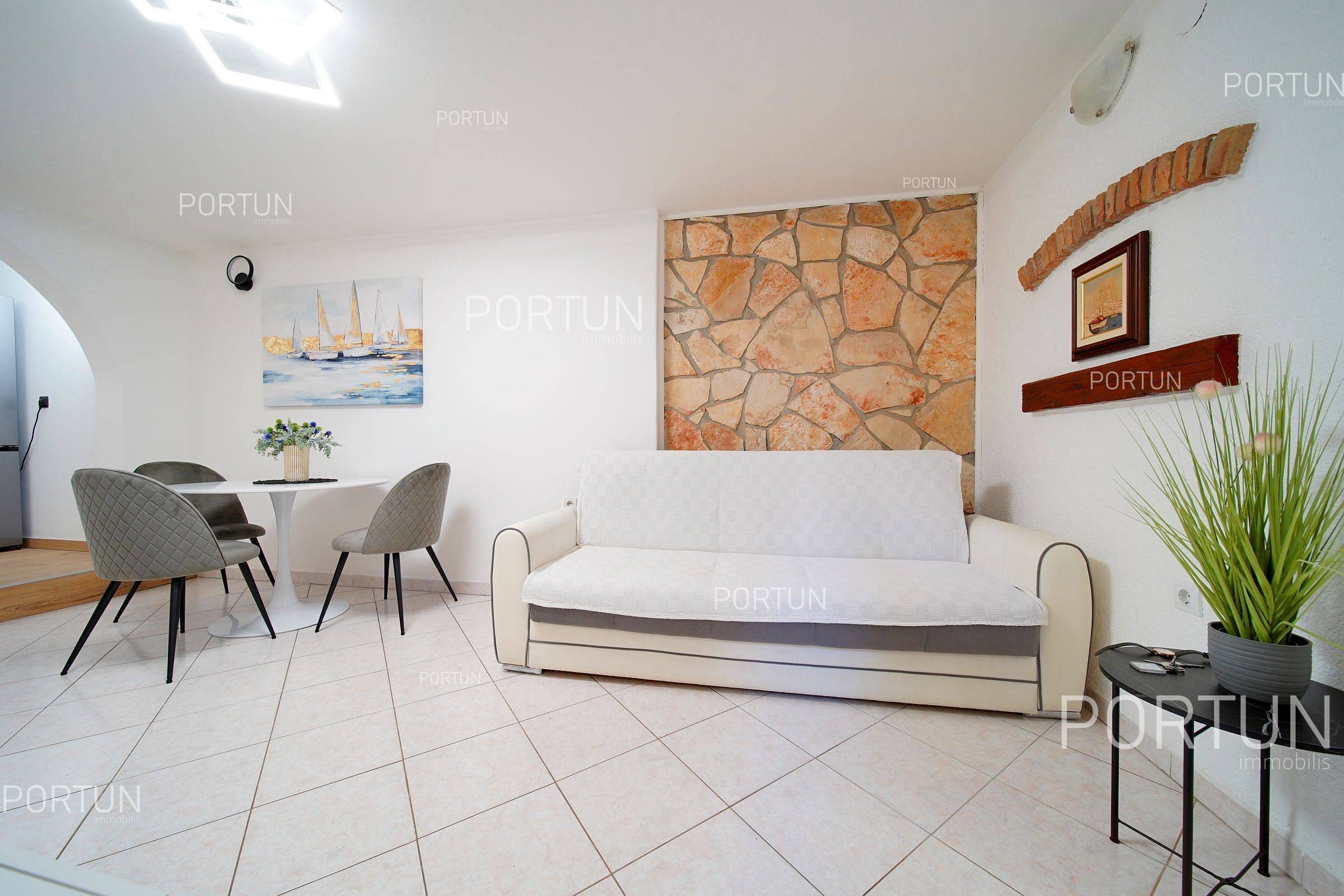 Apartment for Sale in Rovinj - 10734 - 03