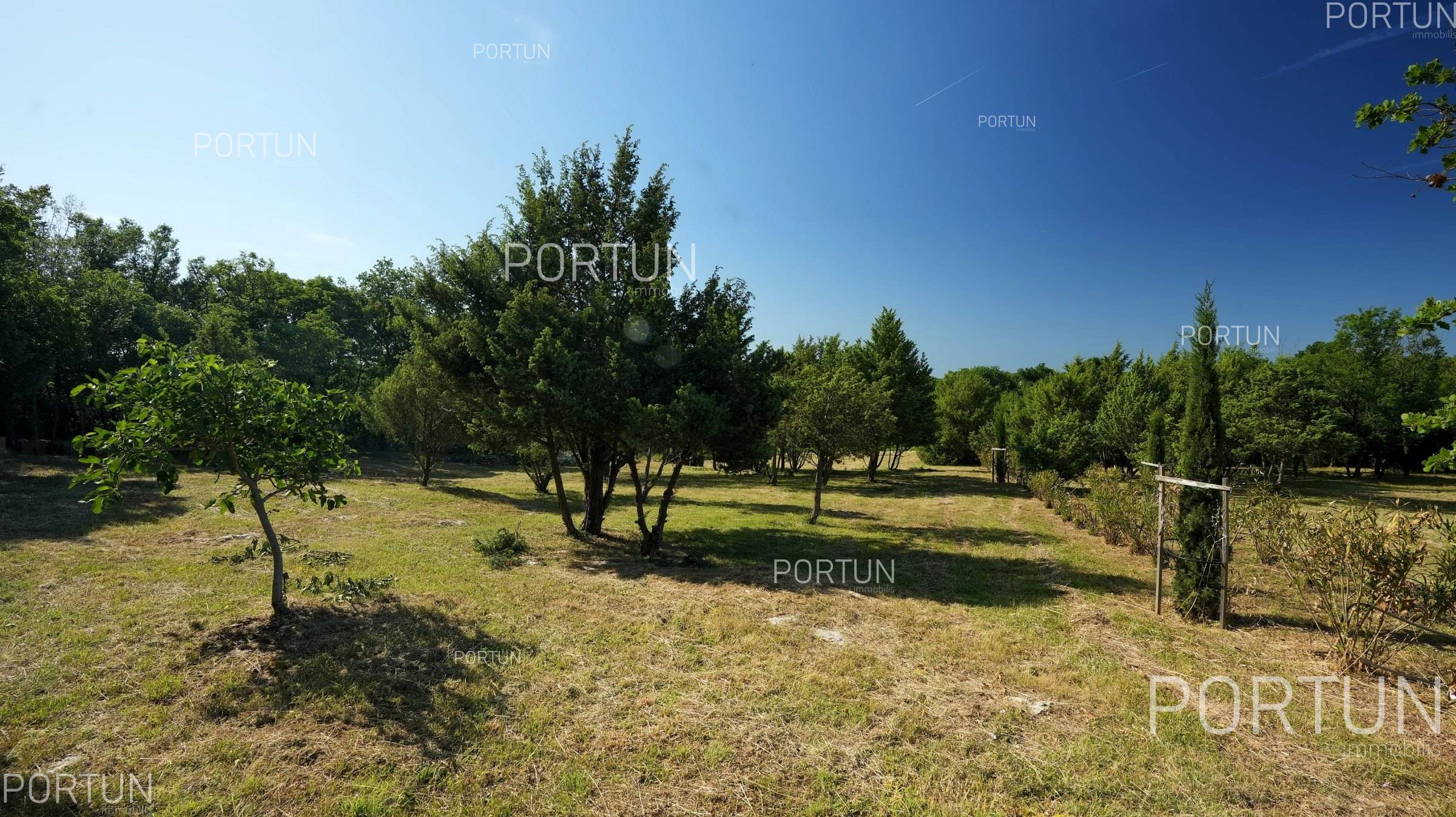 Bale Krmed Zemljiste Prodaja Portun 784 13