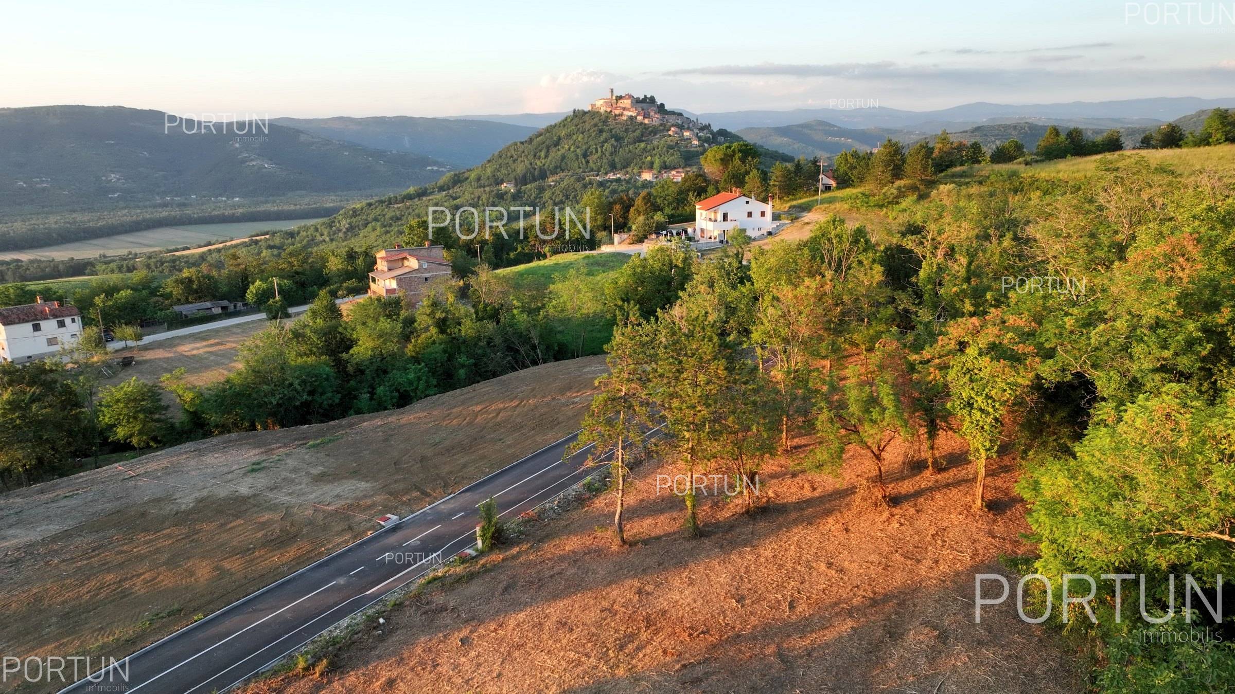 Motovun Land for Sale 0780 15
