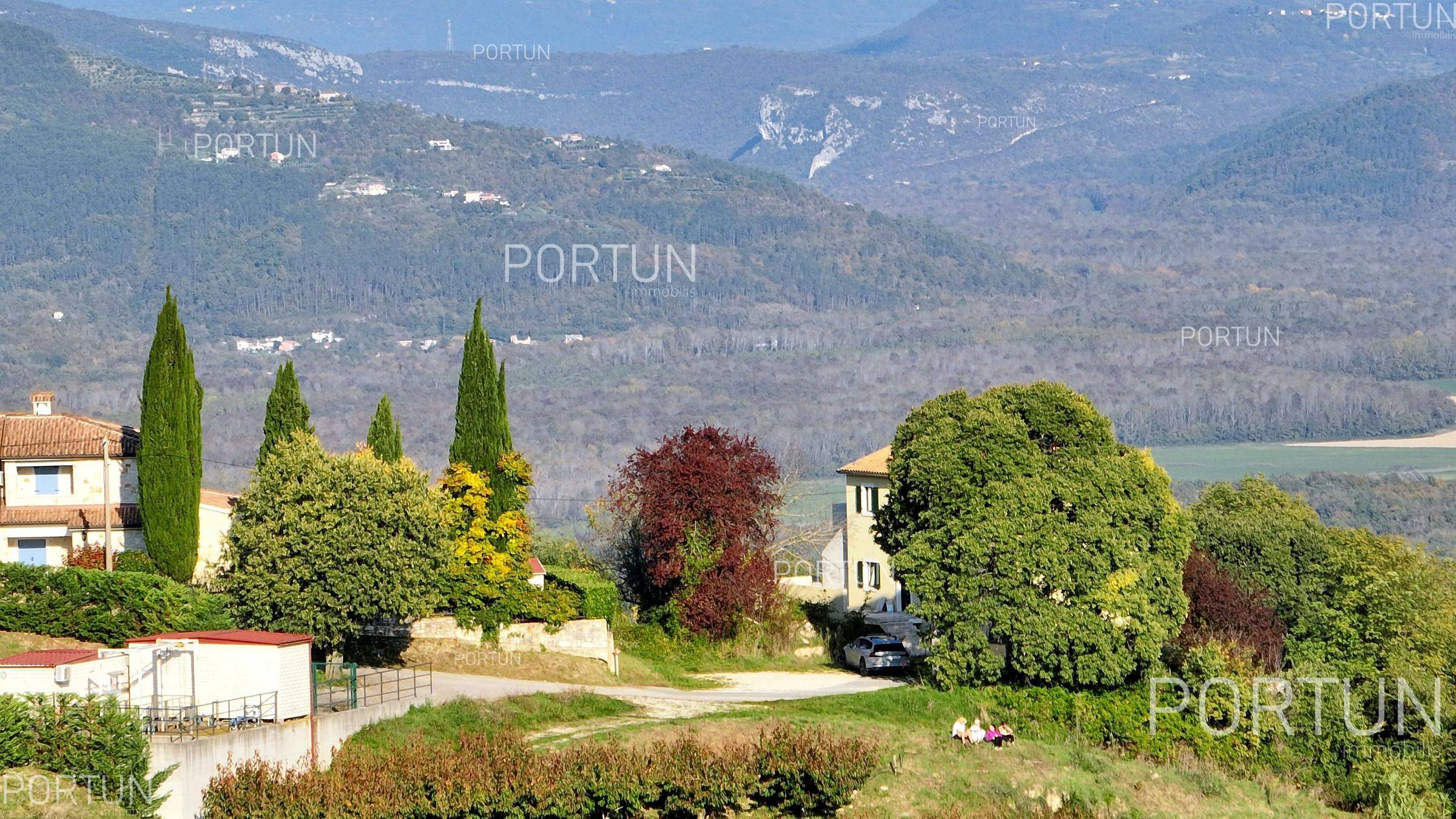 Zemljište na prodaju Vižinada - 40646 - 08