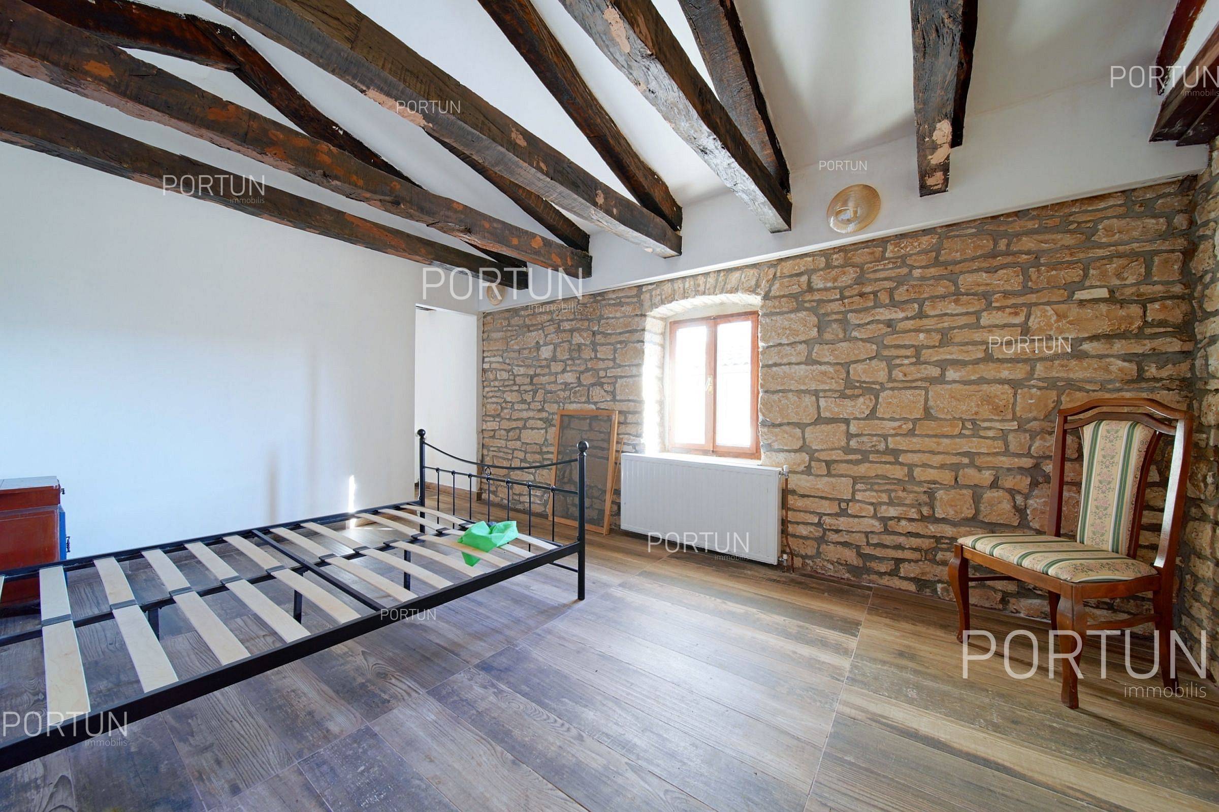 House for Sale in Žminj - 20921 - 22