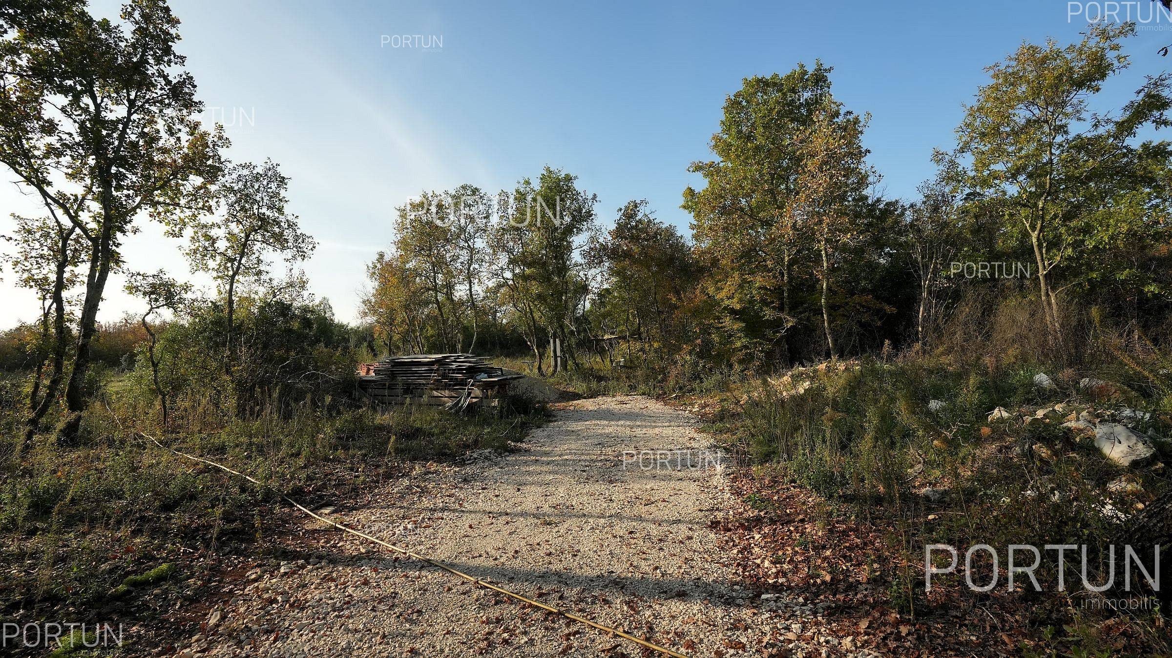 Zemljište na prodaju Bale - 40652 - 10