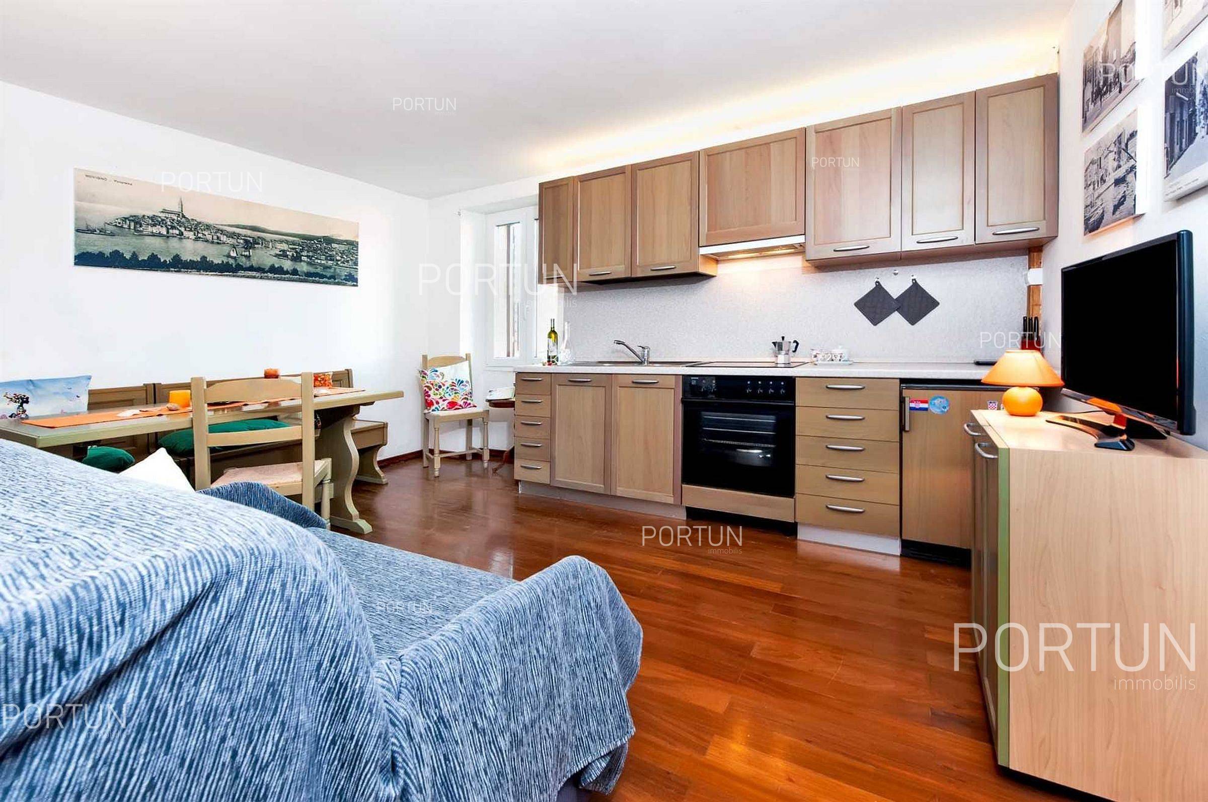 Wohnung zum Verkauf in Rovinj - 10748 - 02