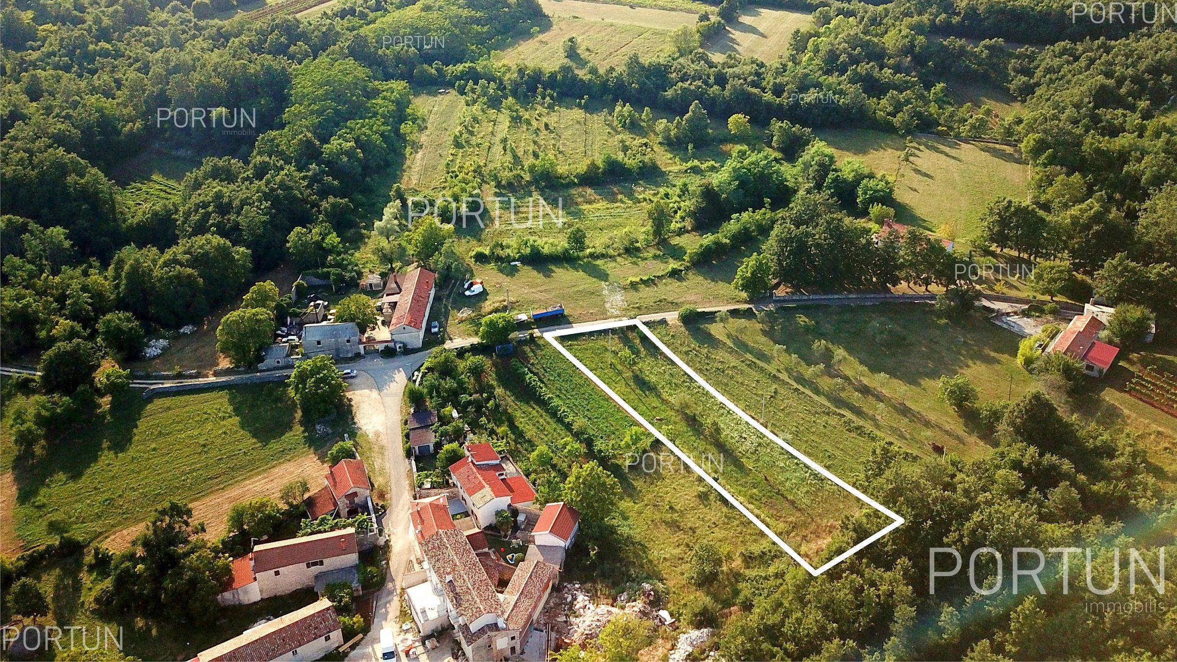 Building land in the surrounding of Žminj, Istria Z 0795 01