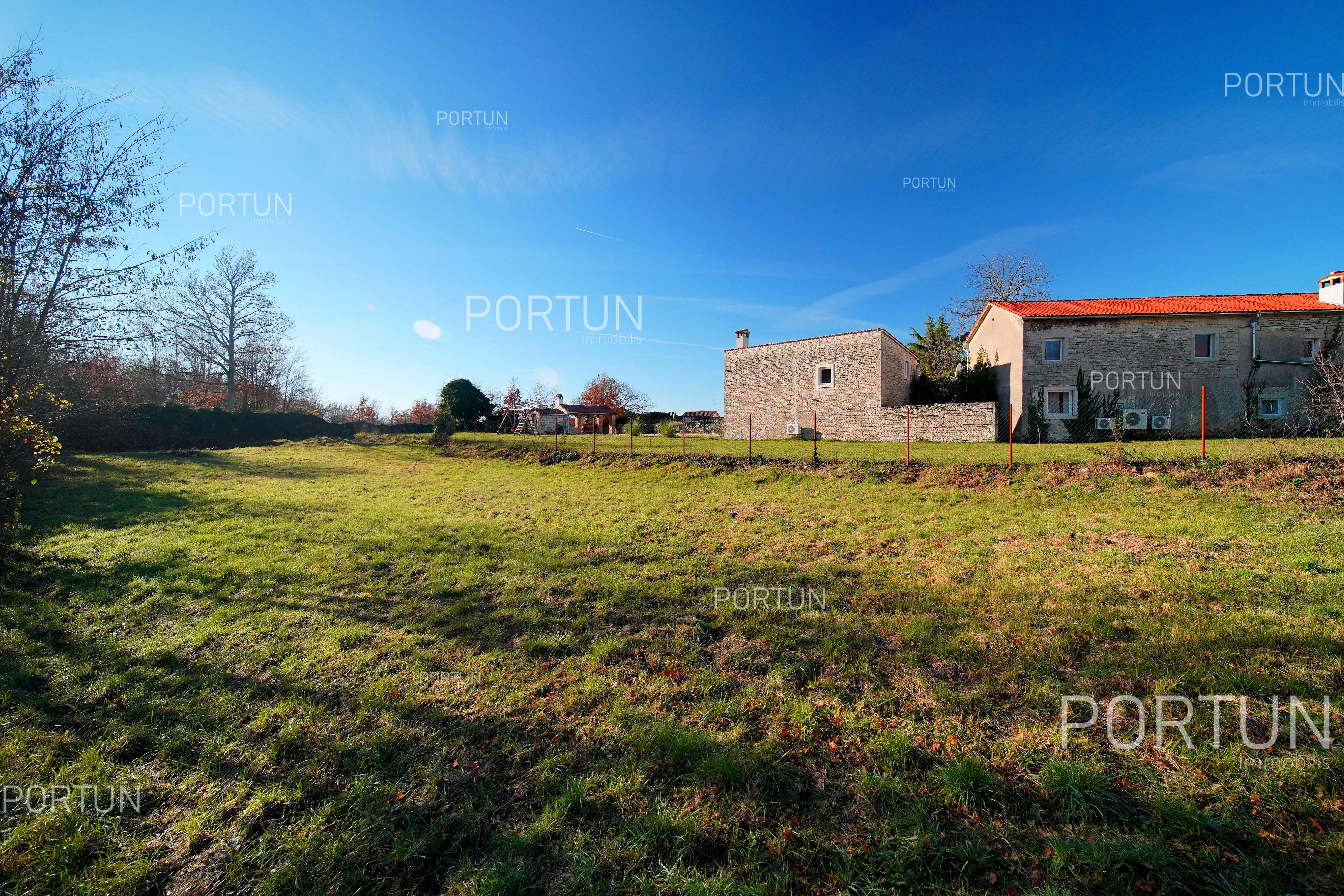 Plot of land for Sale in Žminj - 40656 - 07