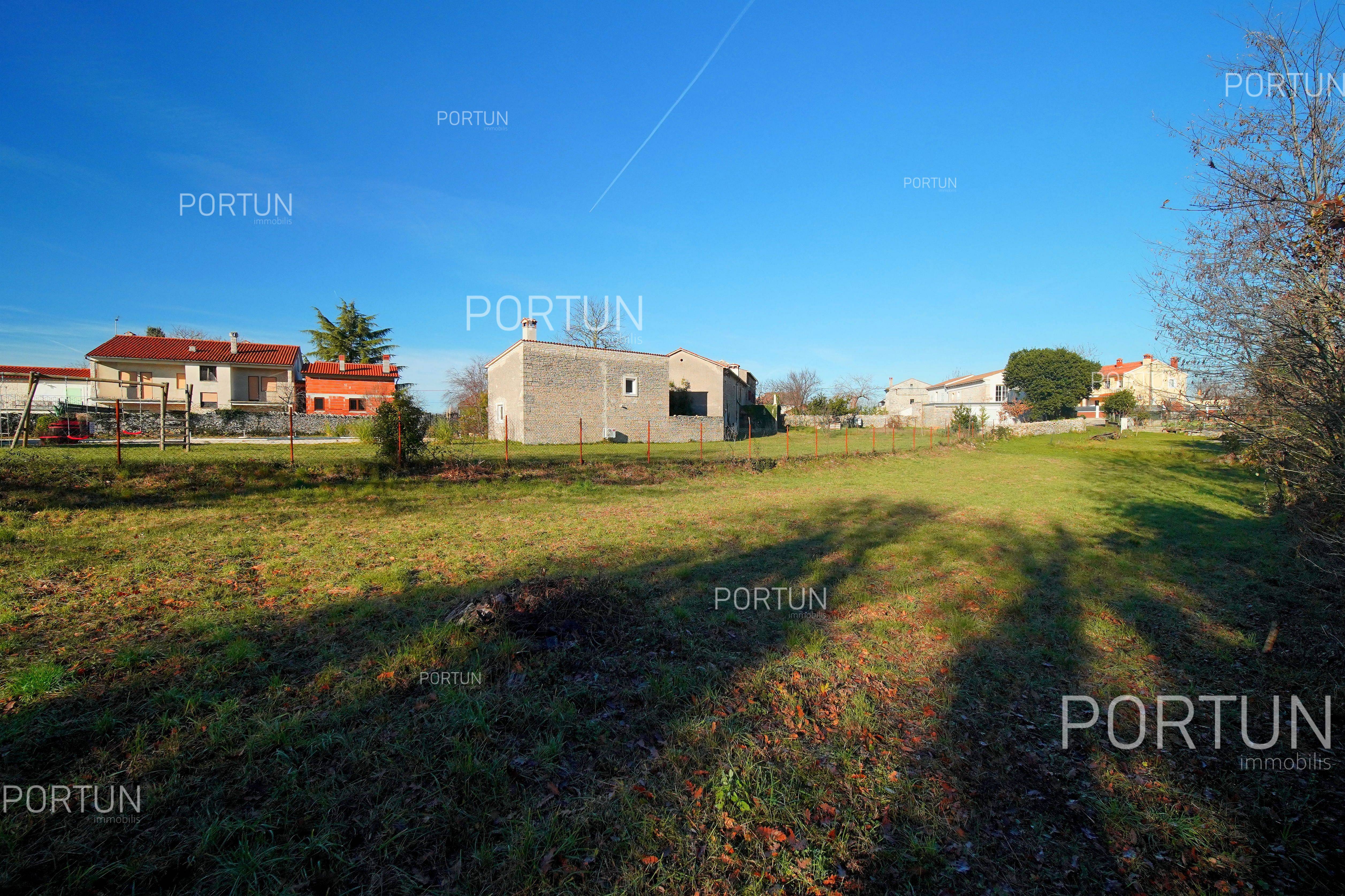 Plot of land for Sale in Žminj - 40656 - 08