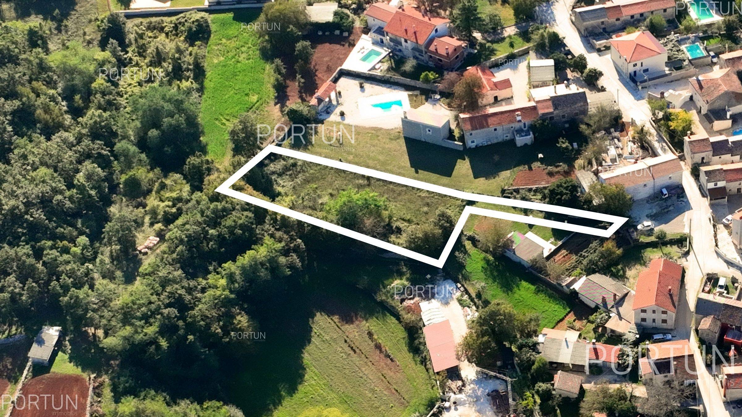 Plot of land for Sale in Žminj - 40656 - 03