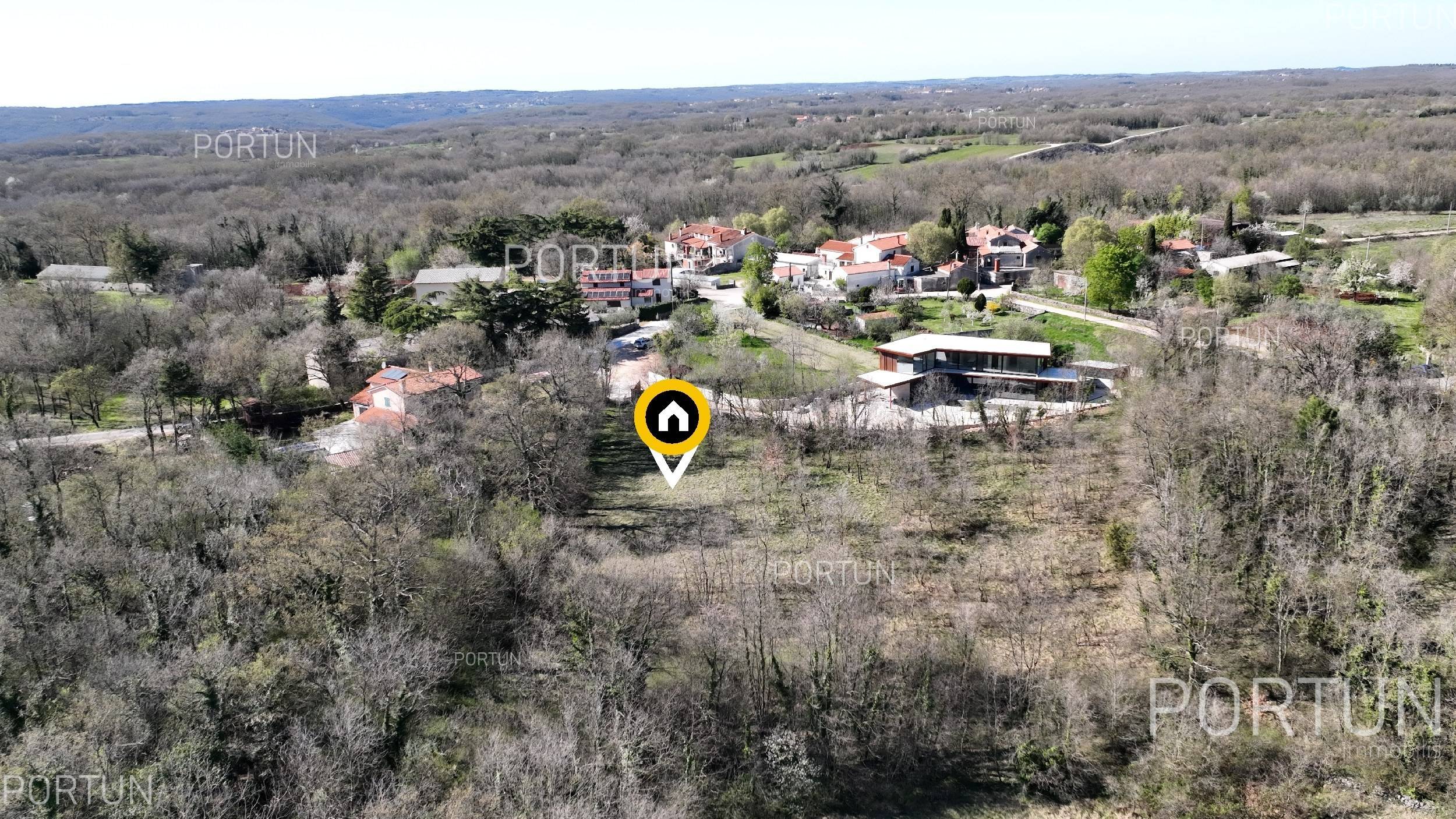 Земельный участок на продажу в Жминь - 40664 - 01