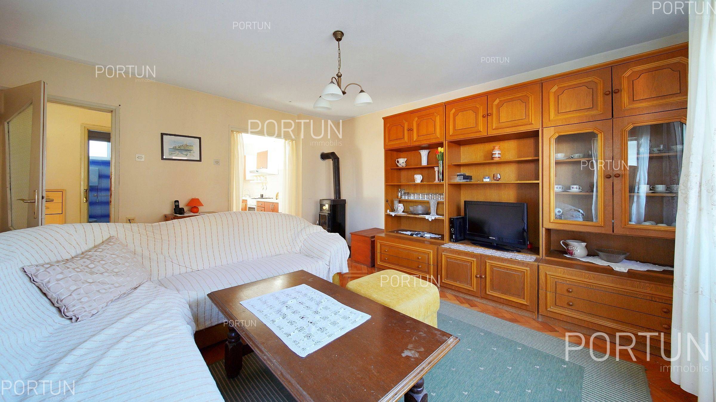 Квартира на продаж у Ровінь - 10756 - 02