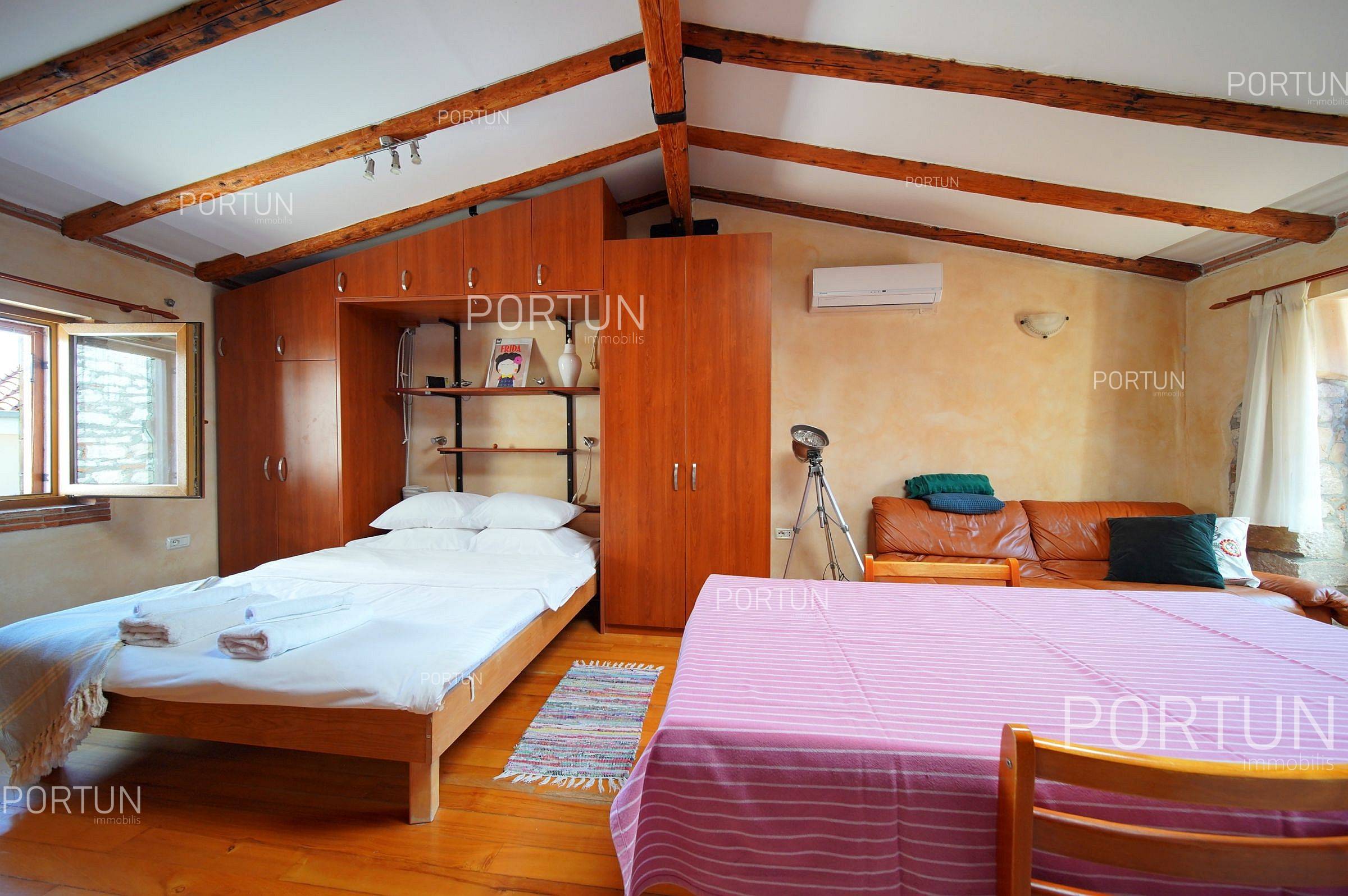 Appartamento in vendita a Rovigno - 10762 - 01