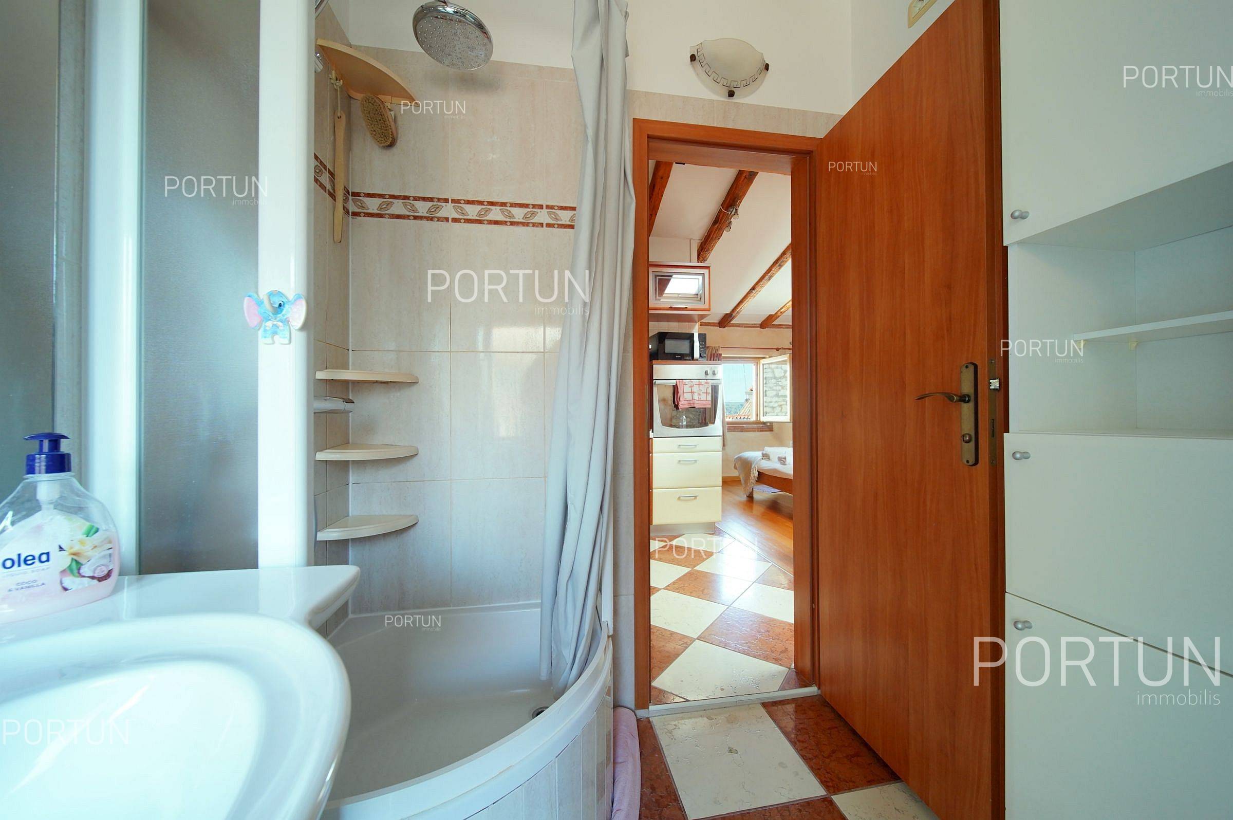 Appartamento in vendita a Rovigno - 10762 - 09