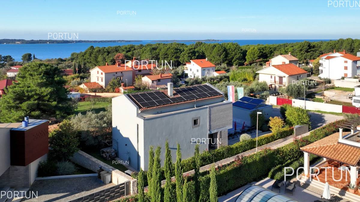 Villa moderna a Fažana-Fasana	