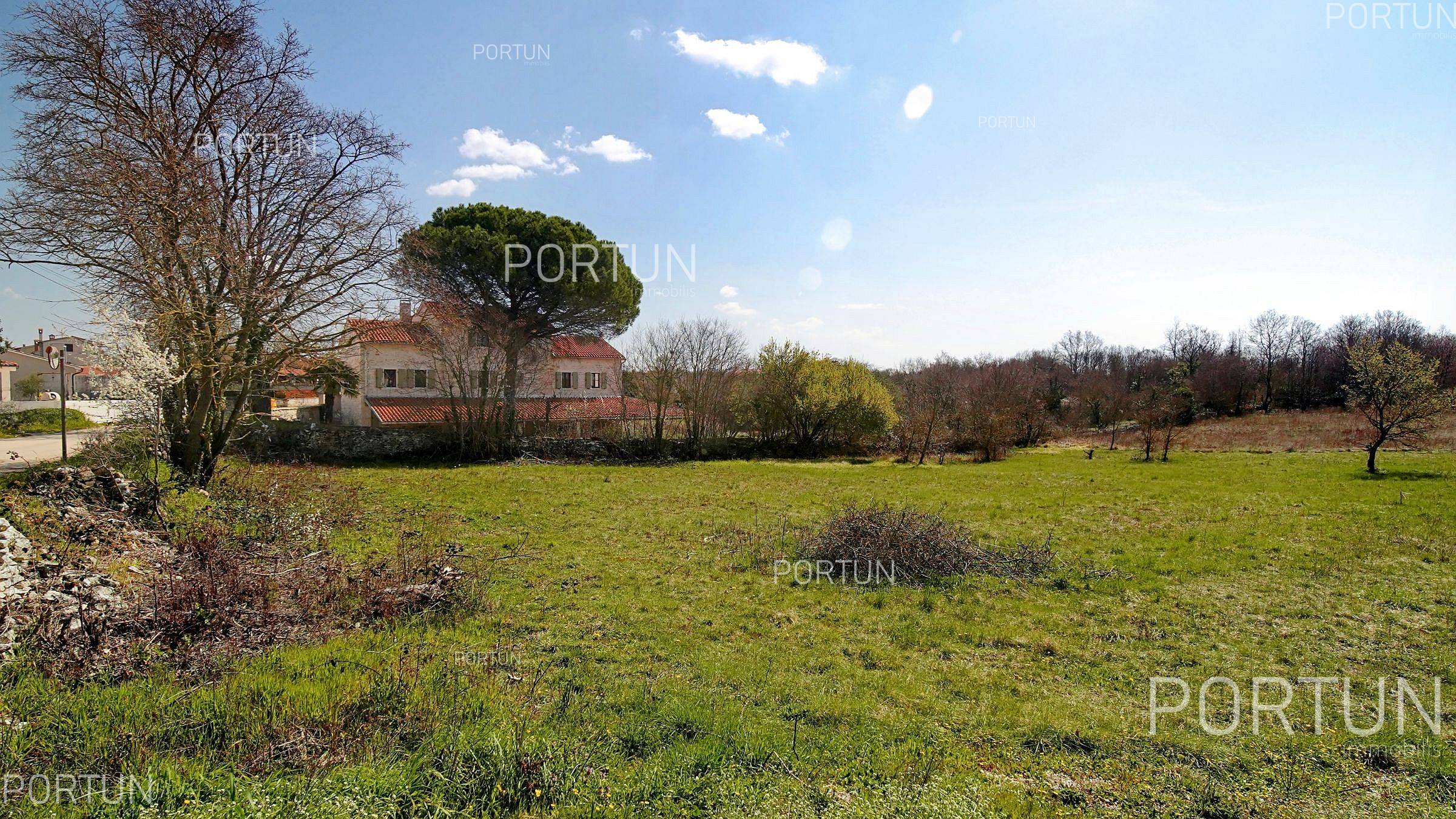 Zemljišče naprodaj v Kanfanar - 40662 - 01