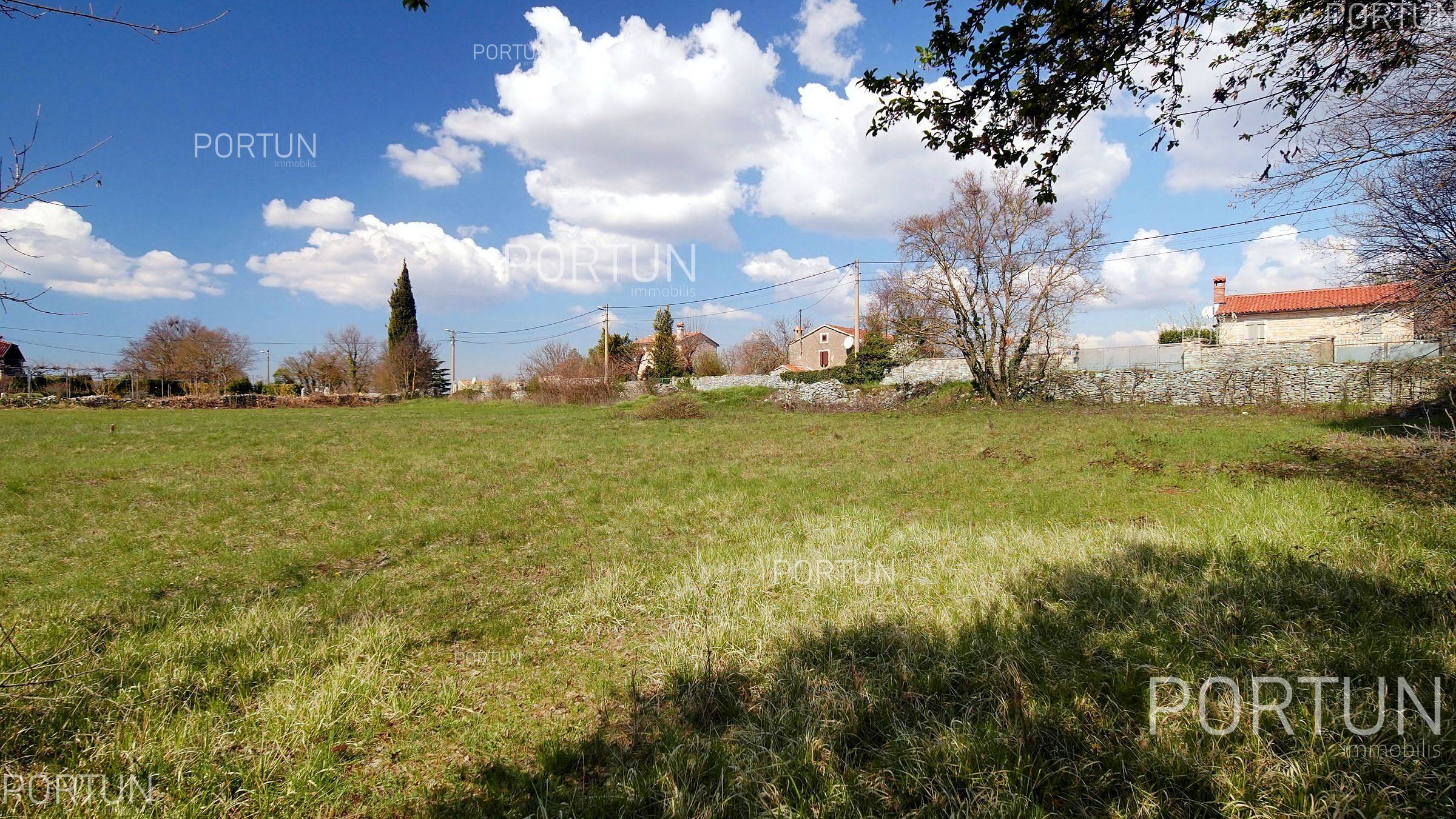 Zemljišče naprodaj v Kanfanar - 40662 - 02