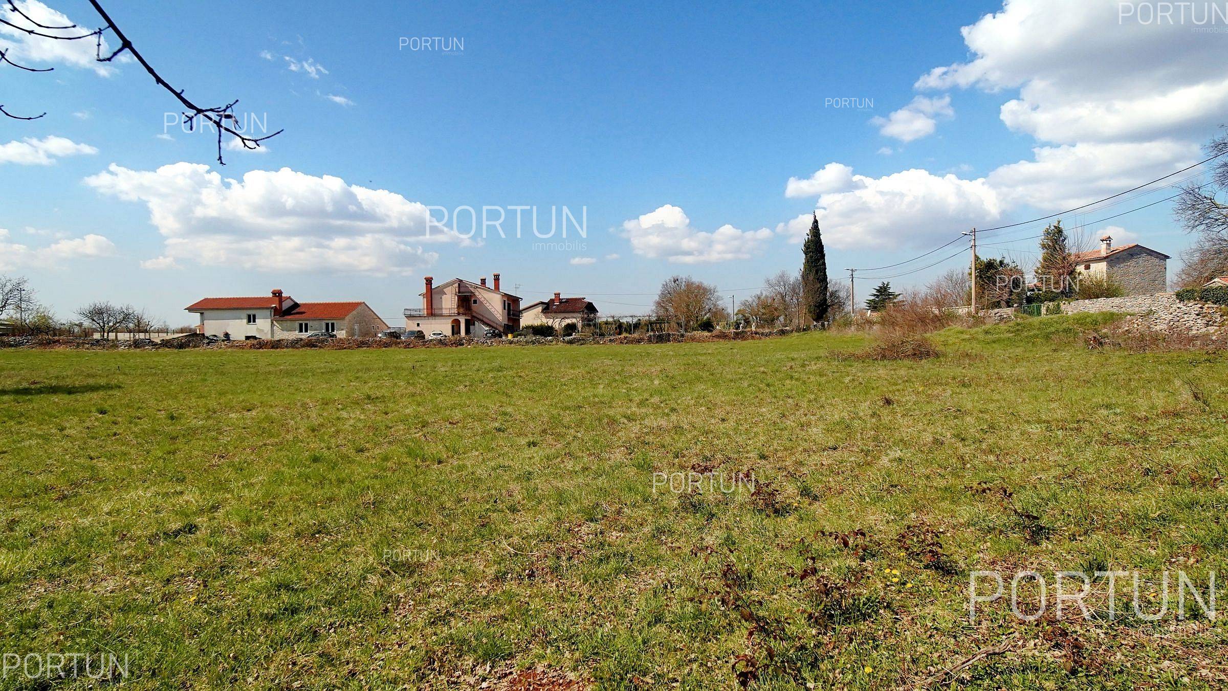 Zemljišče naprodaj v Kanfanar - 40662 - 03