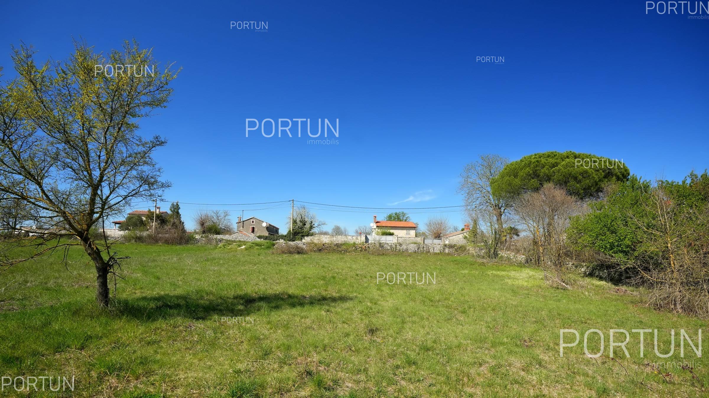 Grundstück zum Verkauf in Kanfanar - 40663 - 02