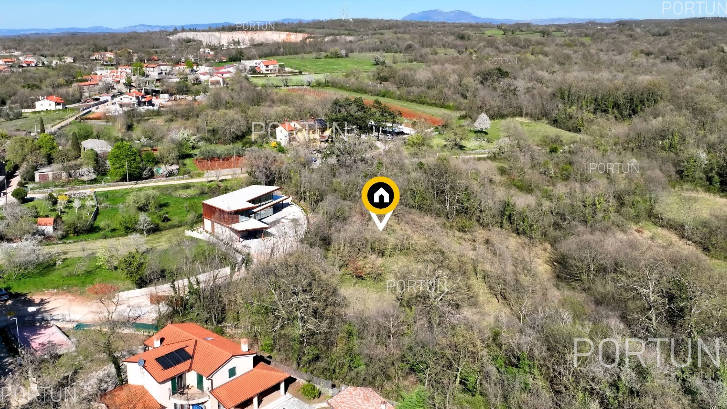 Земельный участок на продажу в Жминь - 40666 - 01