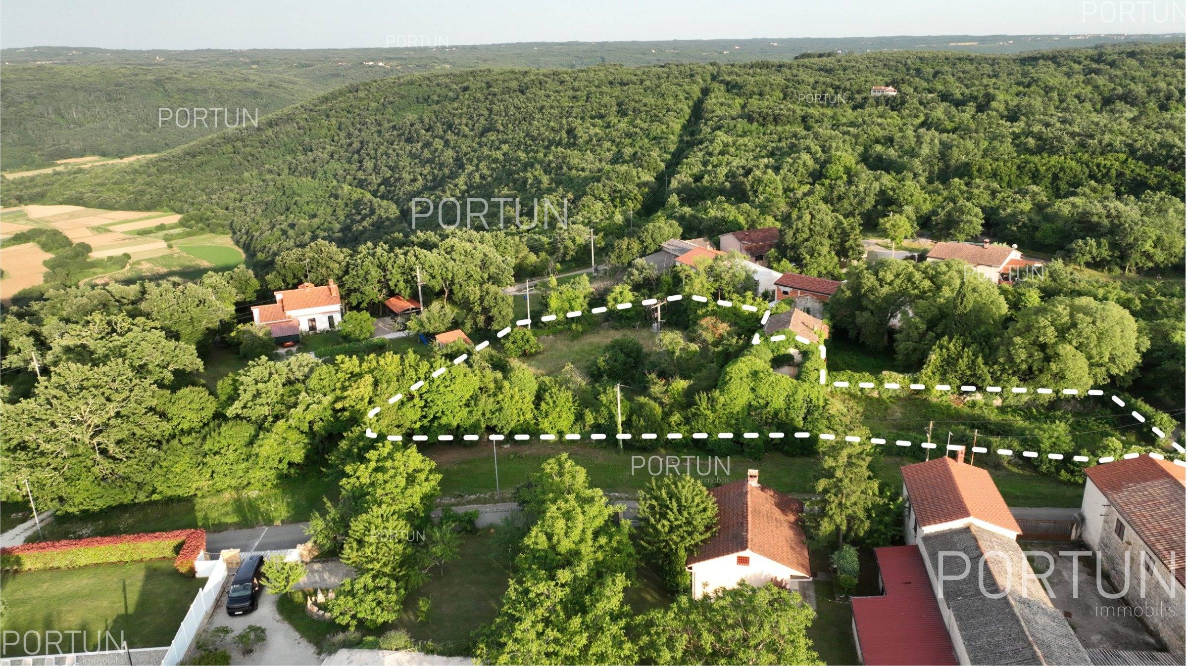 Hiša naprodaj v Tinjan - 20933 - 03