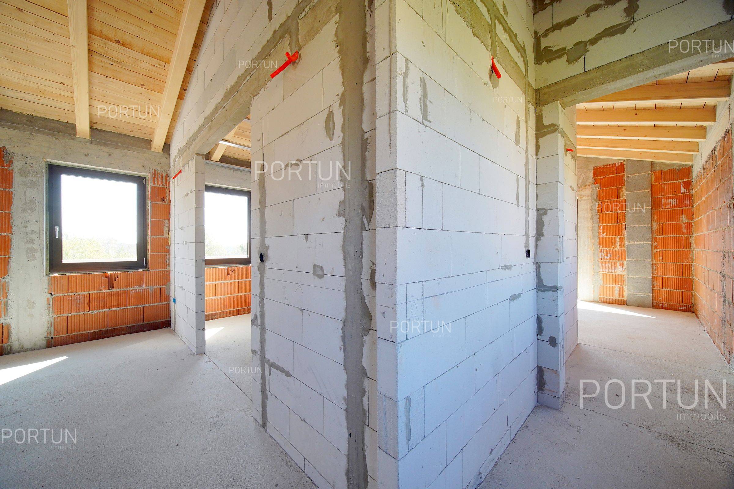 Kuća na prodaju Bale - 20755 - 08
