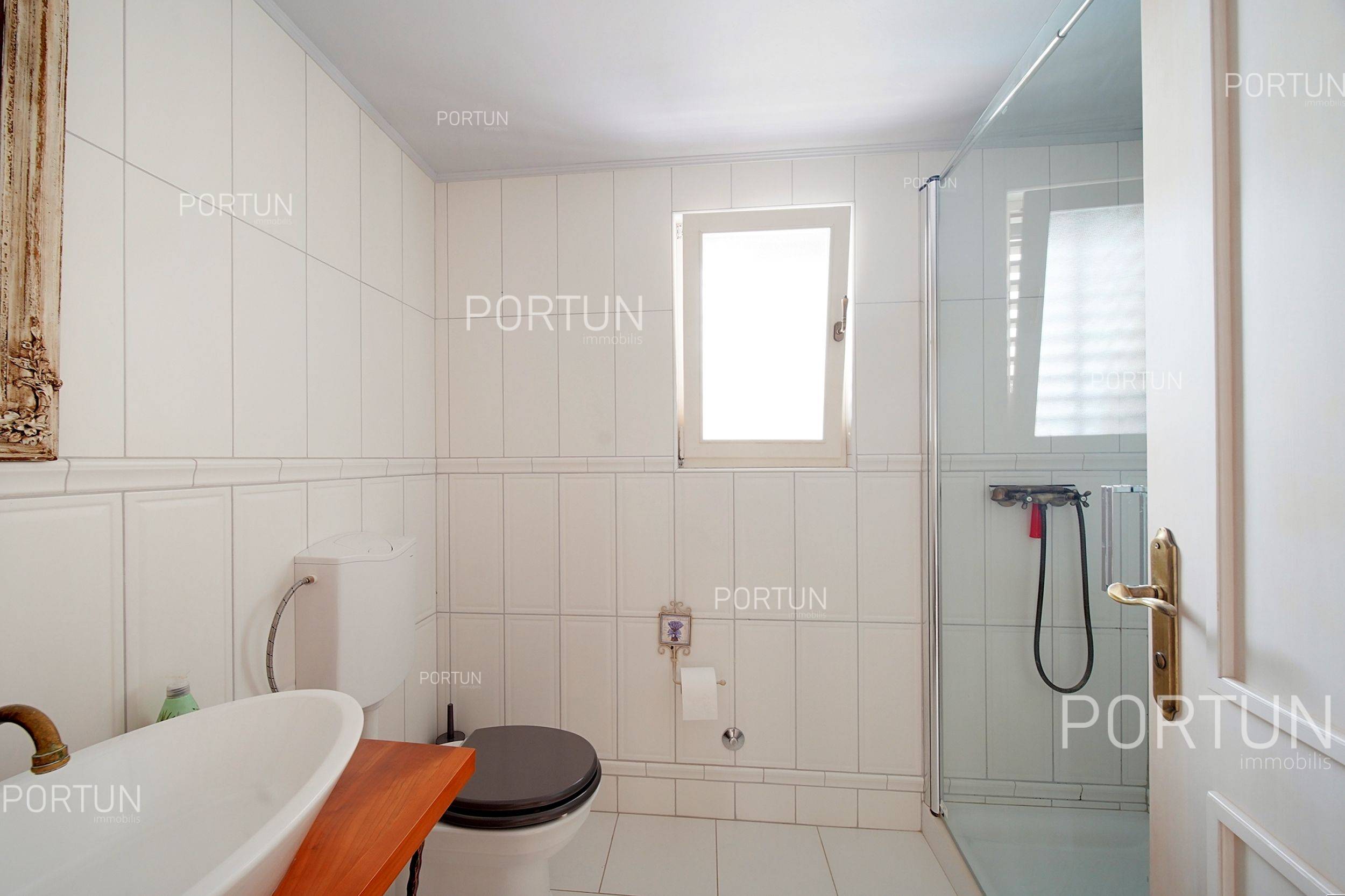 Дом на продажу в  Светвинченат - 20796 - 04
