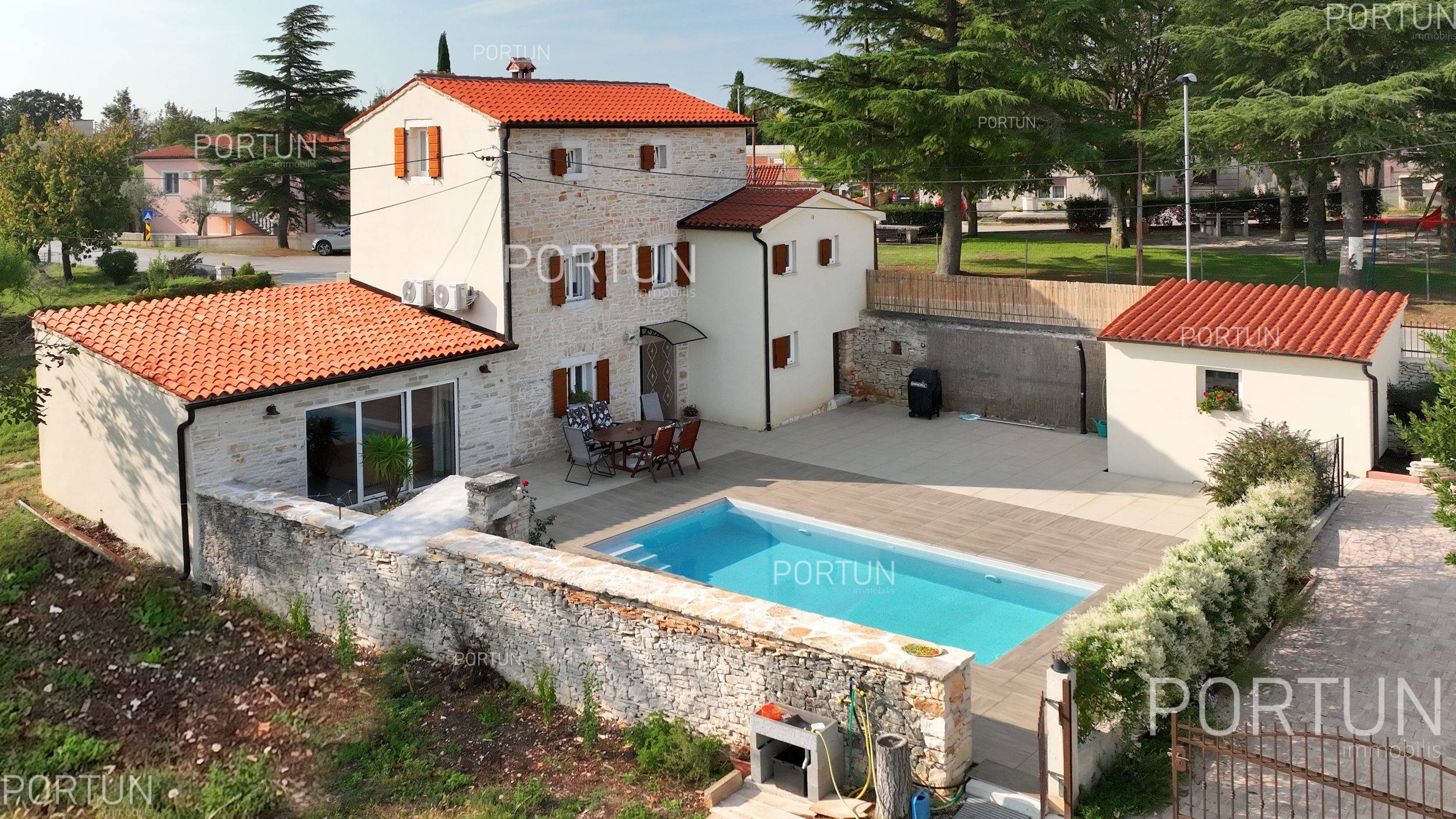 Kuća na prodaju Kanfanar - 20800 - 02