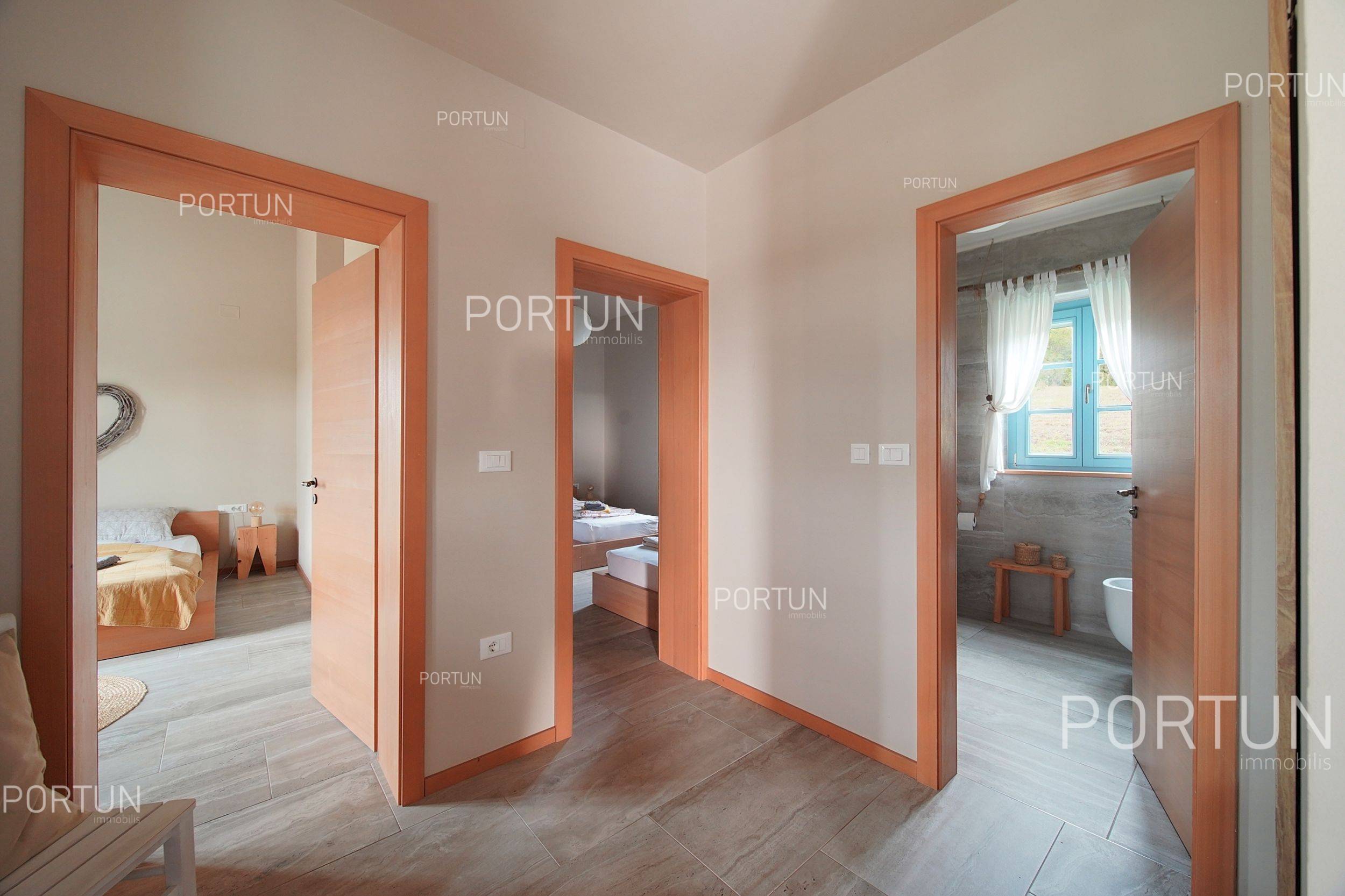 House for Sale in Umag - 20810 - 09