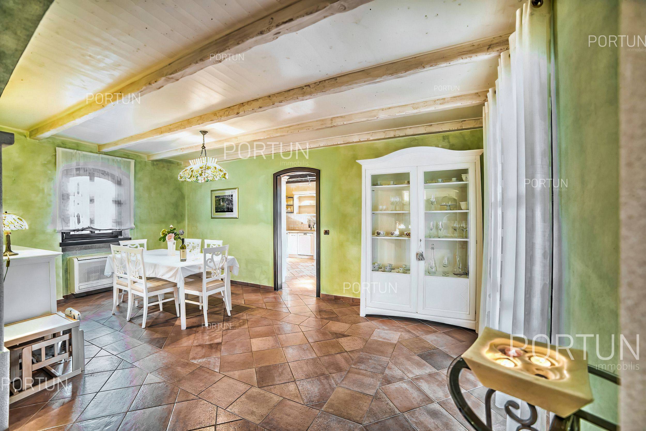 House for Sale in Poreč - 20780 - 02