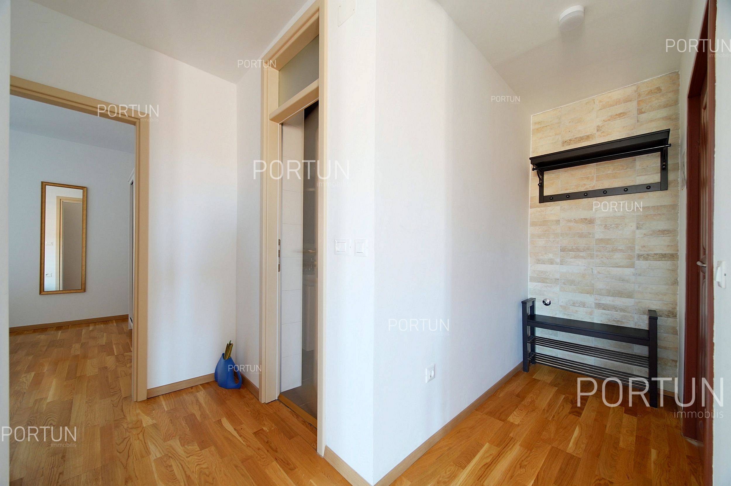 Квартира на продаж у Ровінь - 10658 - 08