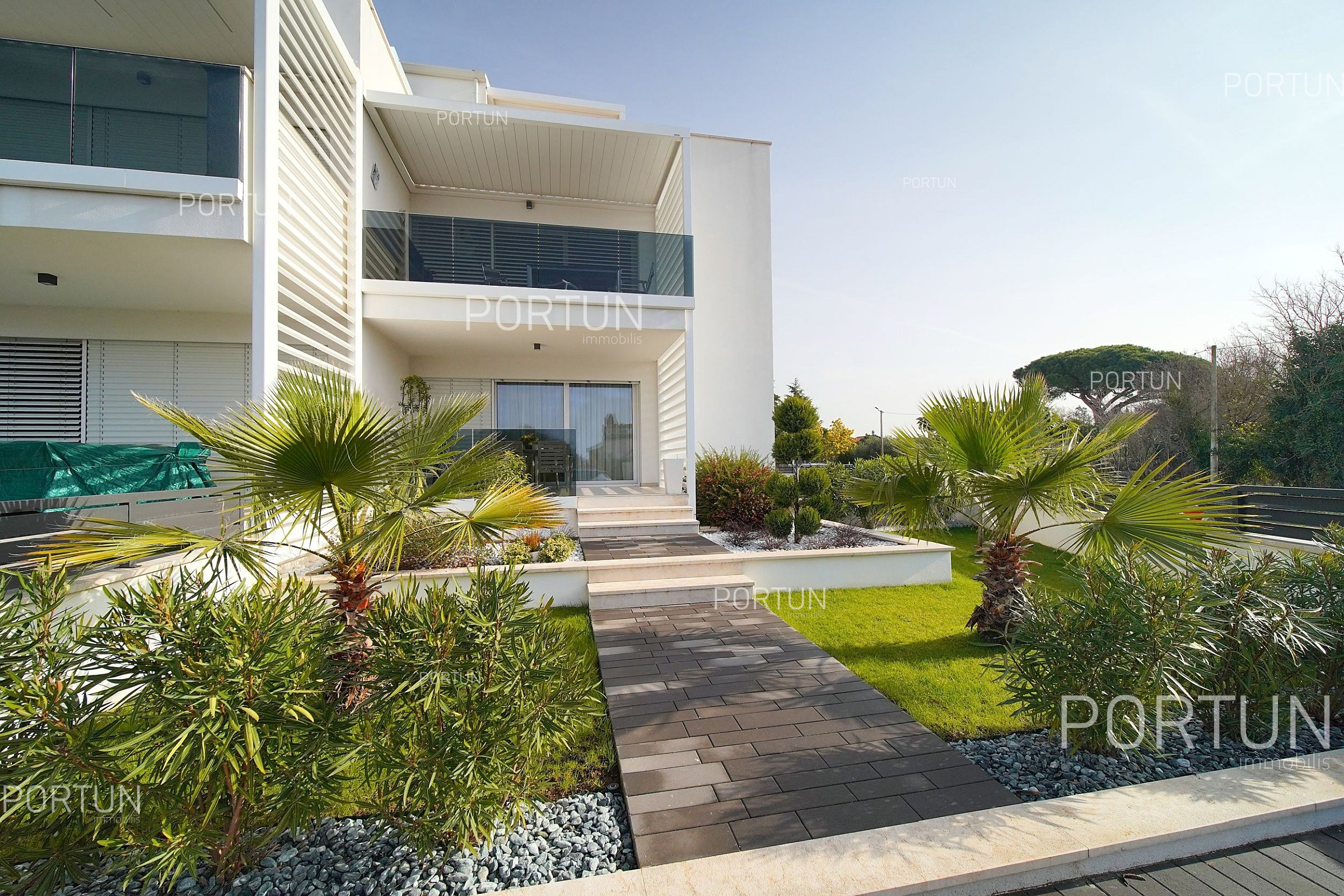 Ima li vasa zgrada OIB2